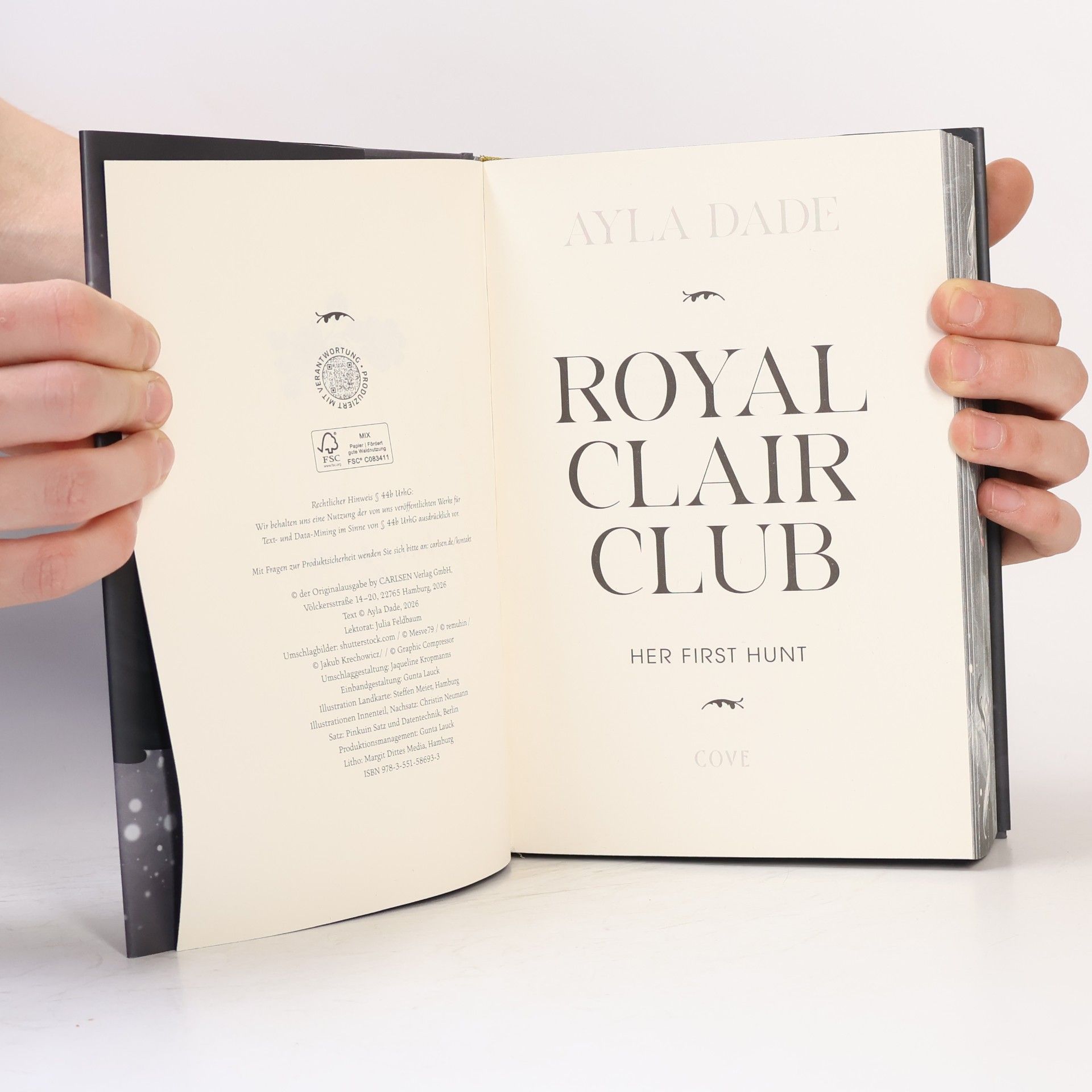 Ayla Dade Royal Clair Club - 1: Her First Hunt