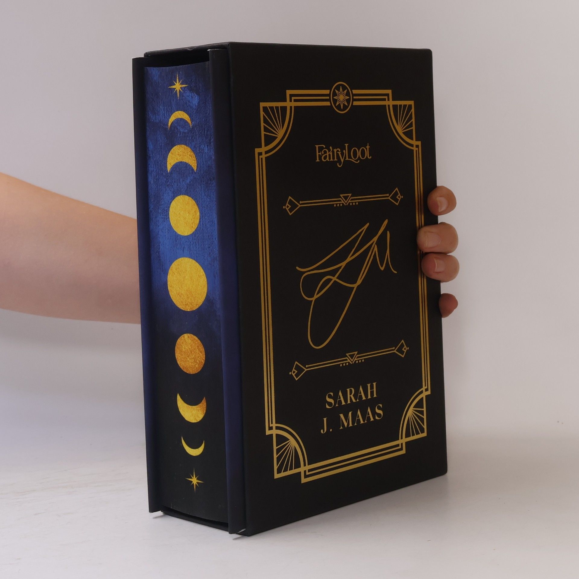Sarah J. Maas House of Sky and Breath