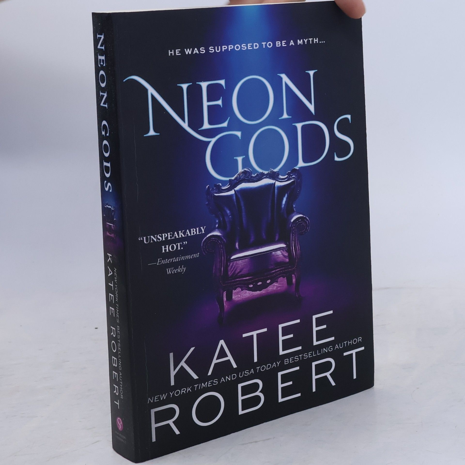 Katee Robert Neon Gods