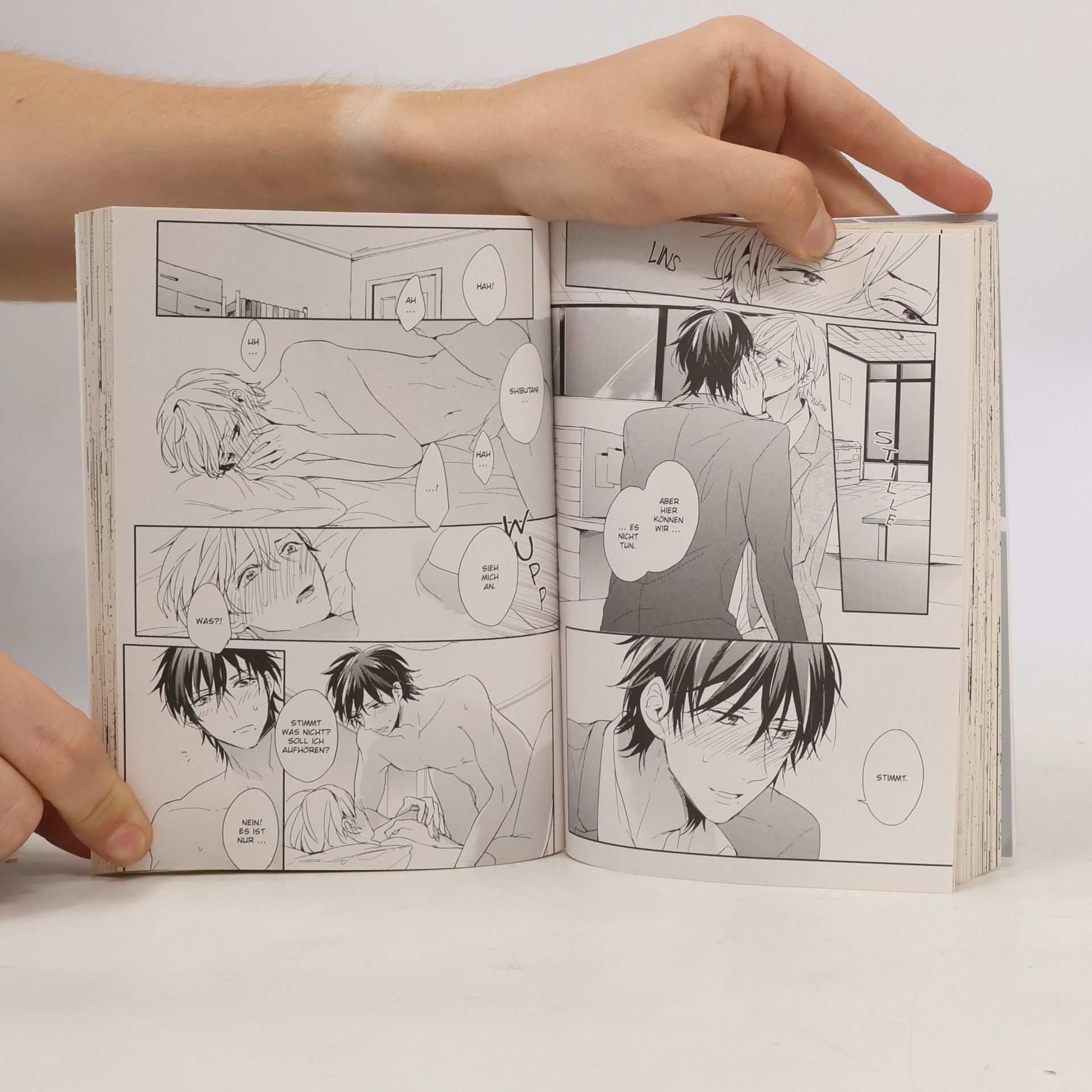 Tomo Kurahashi An invisible scar