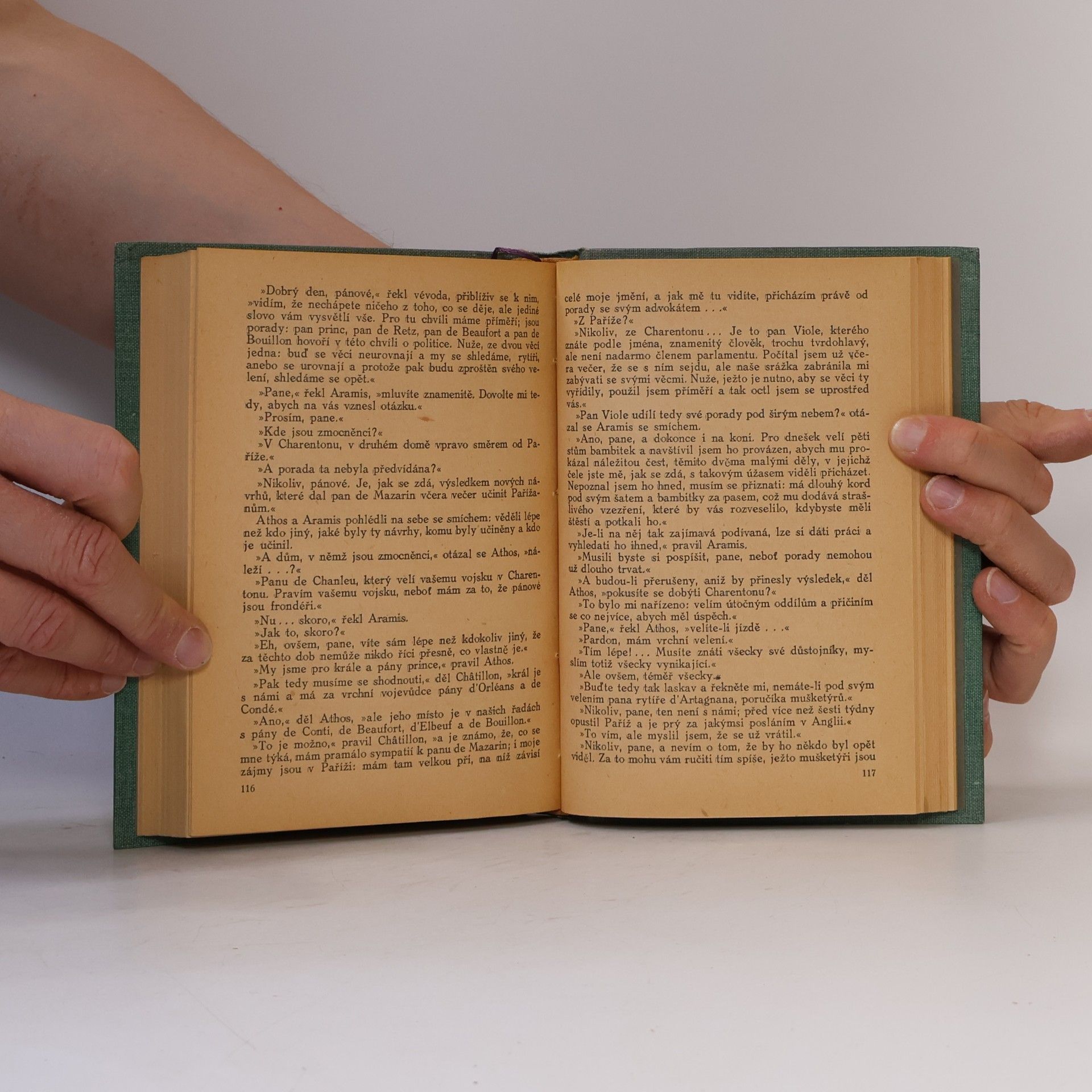 Alexandre Dumas starší Tři mušketýři II. Svazek I.