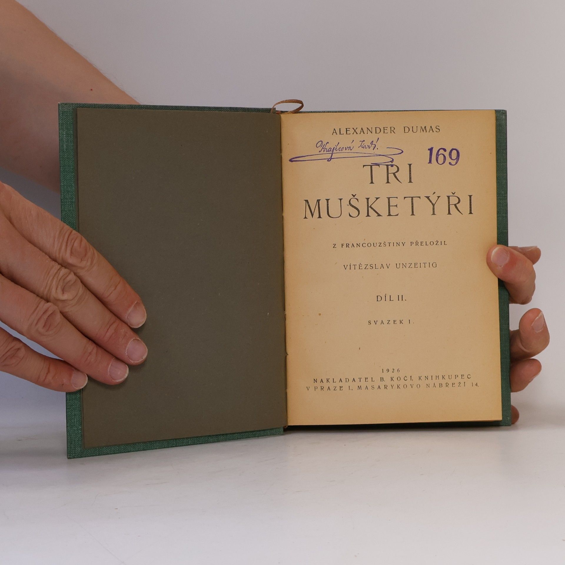Alexandre Dumas starší Tři mušketýři II.