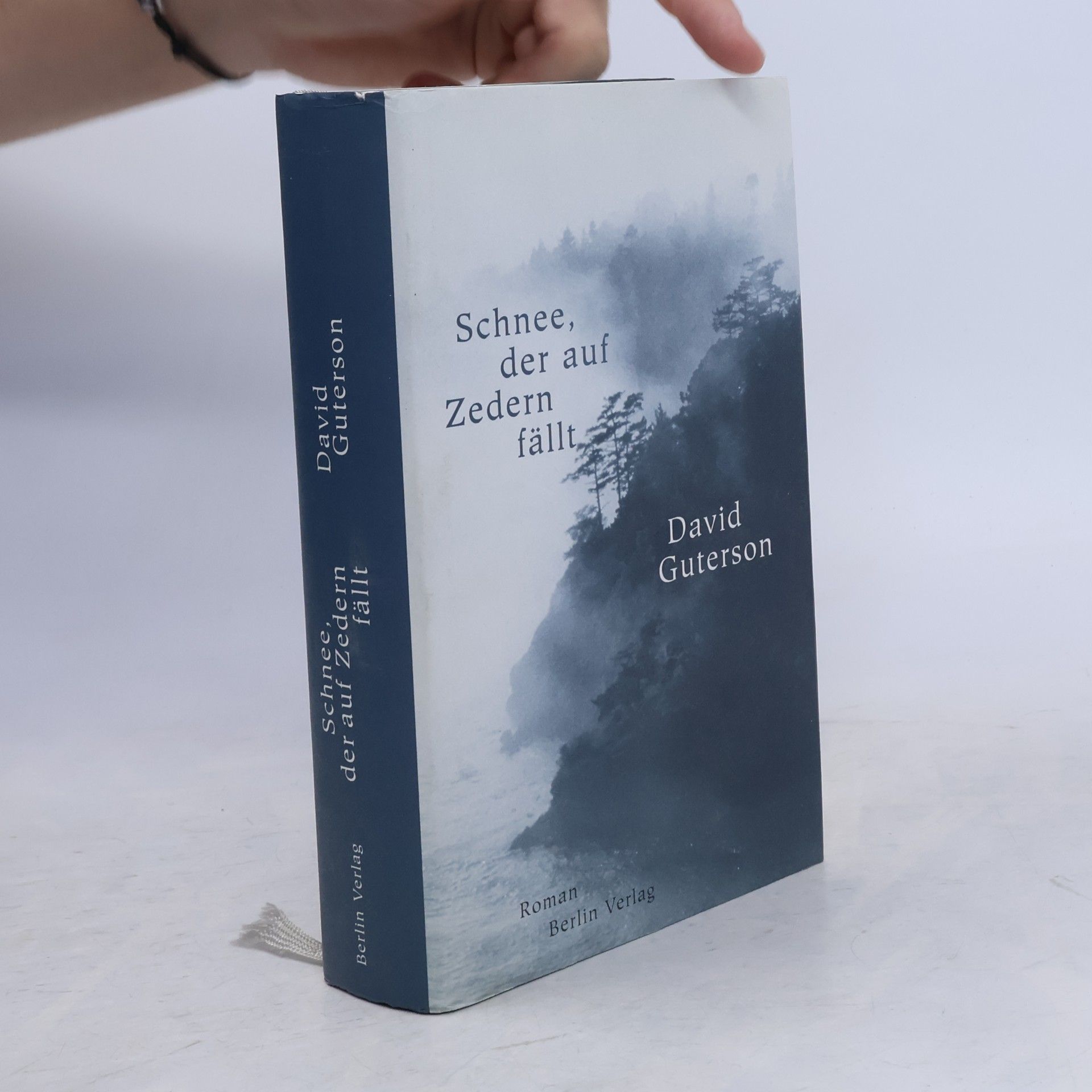 David Guterson Schnee, der auf Zedern fällt