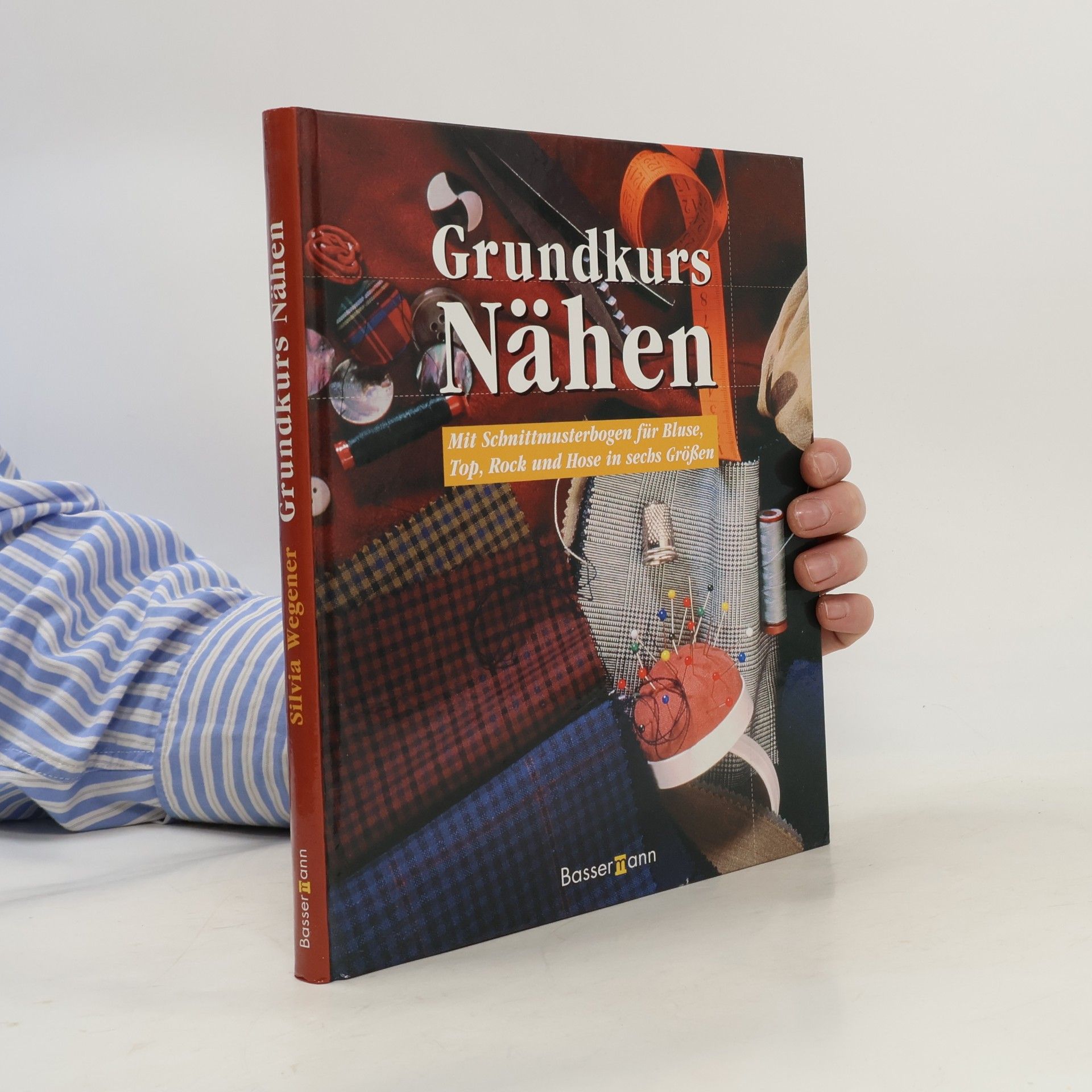 Kolektiv autorů Grundkurs Nähen