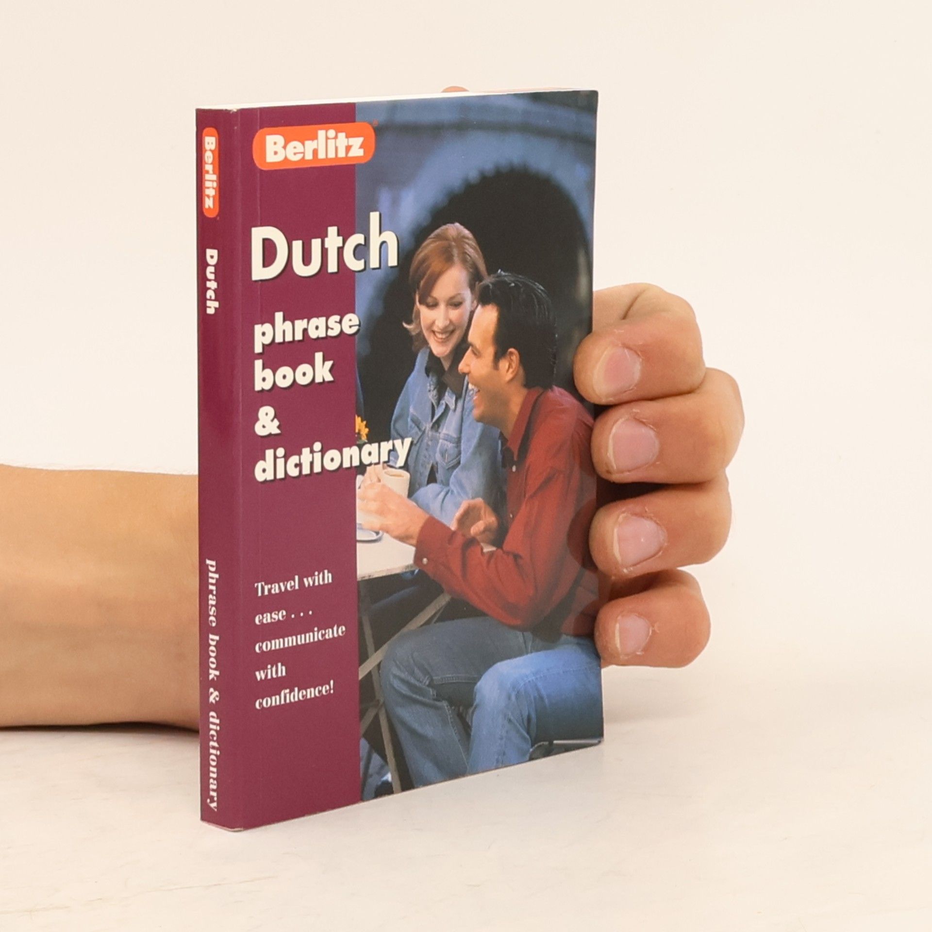 Berlitz Publishing Company Berlitz Phrase Book: Berlitz Dutch Phrase Book & Dictionary