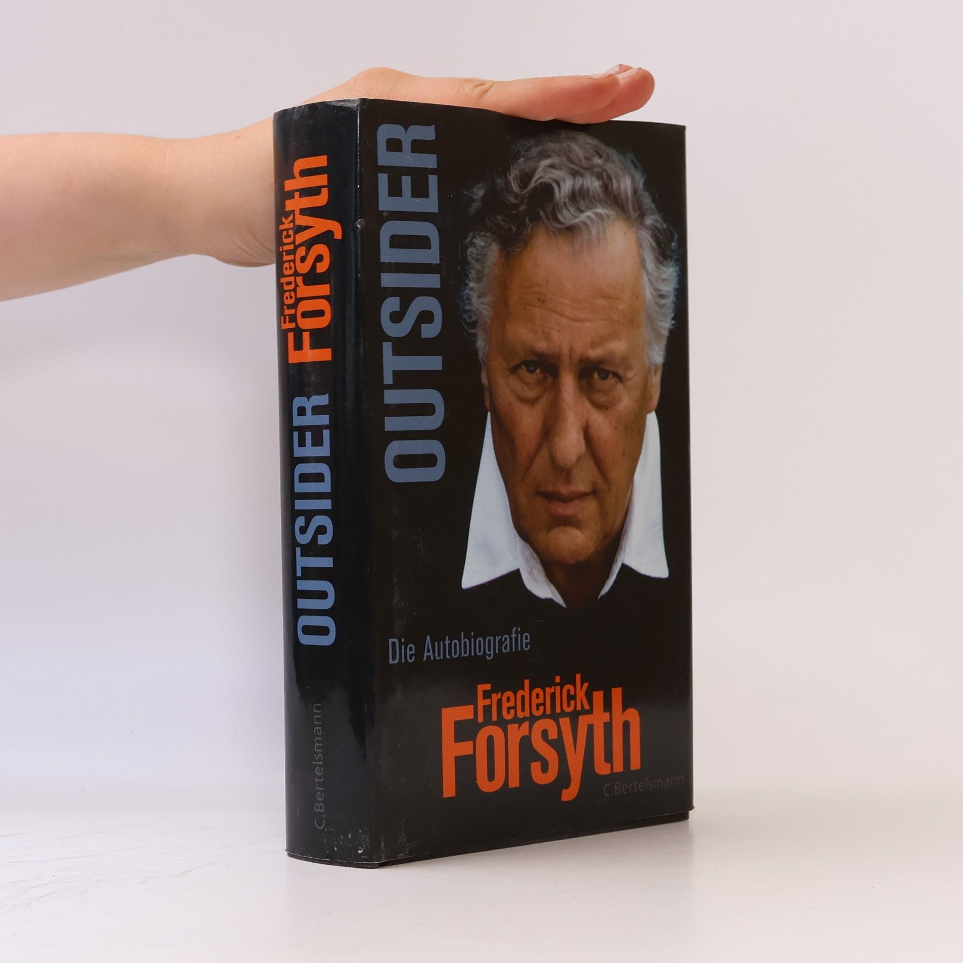 Frederick Forsyth Outsider