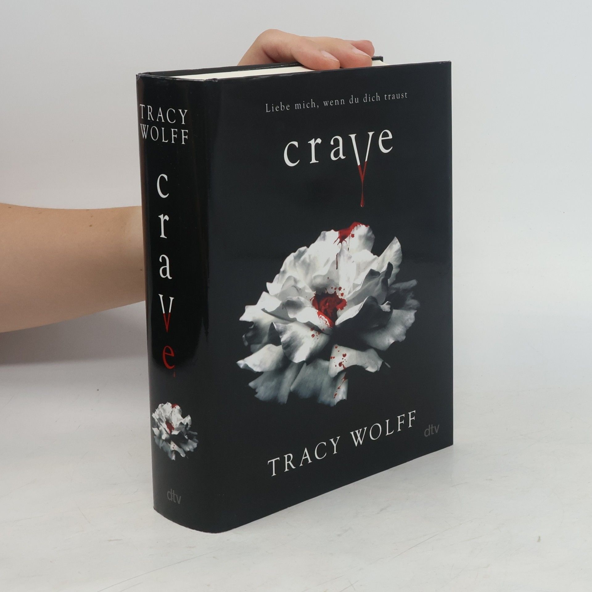 Tracy Wolff Crave