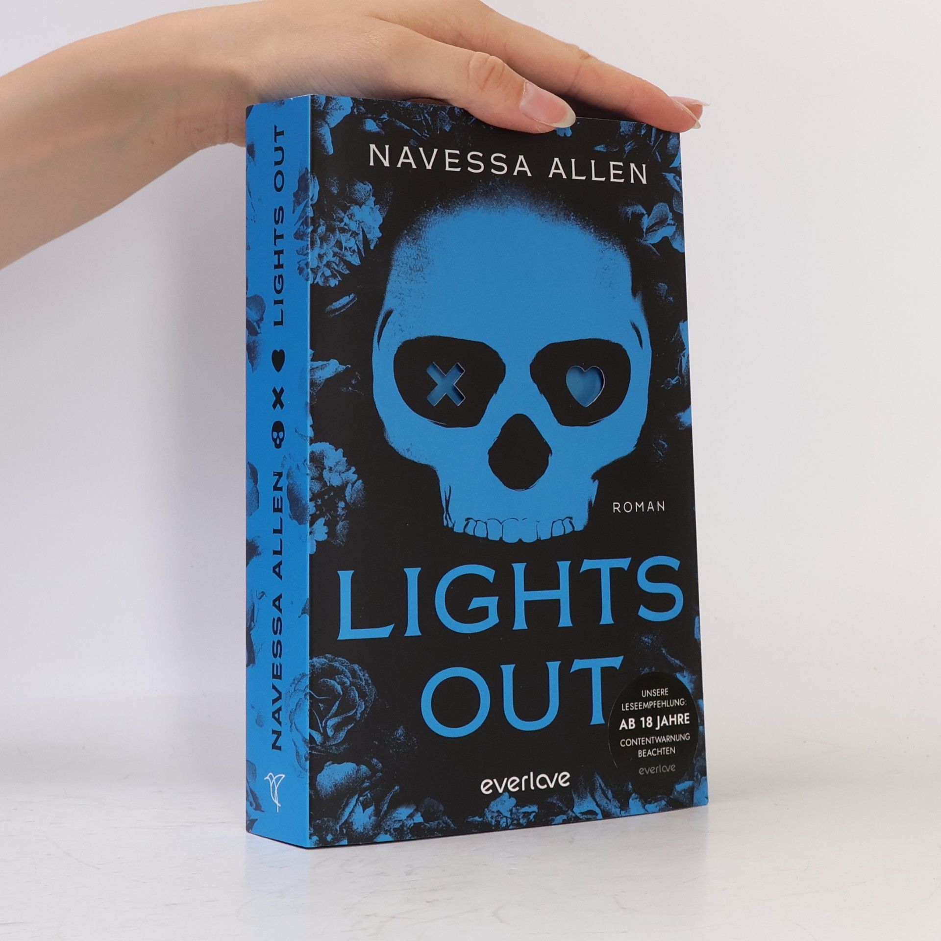 Navessa Allen Lights Out