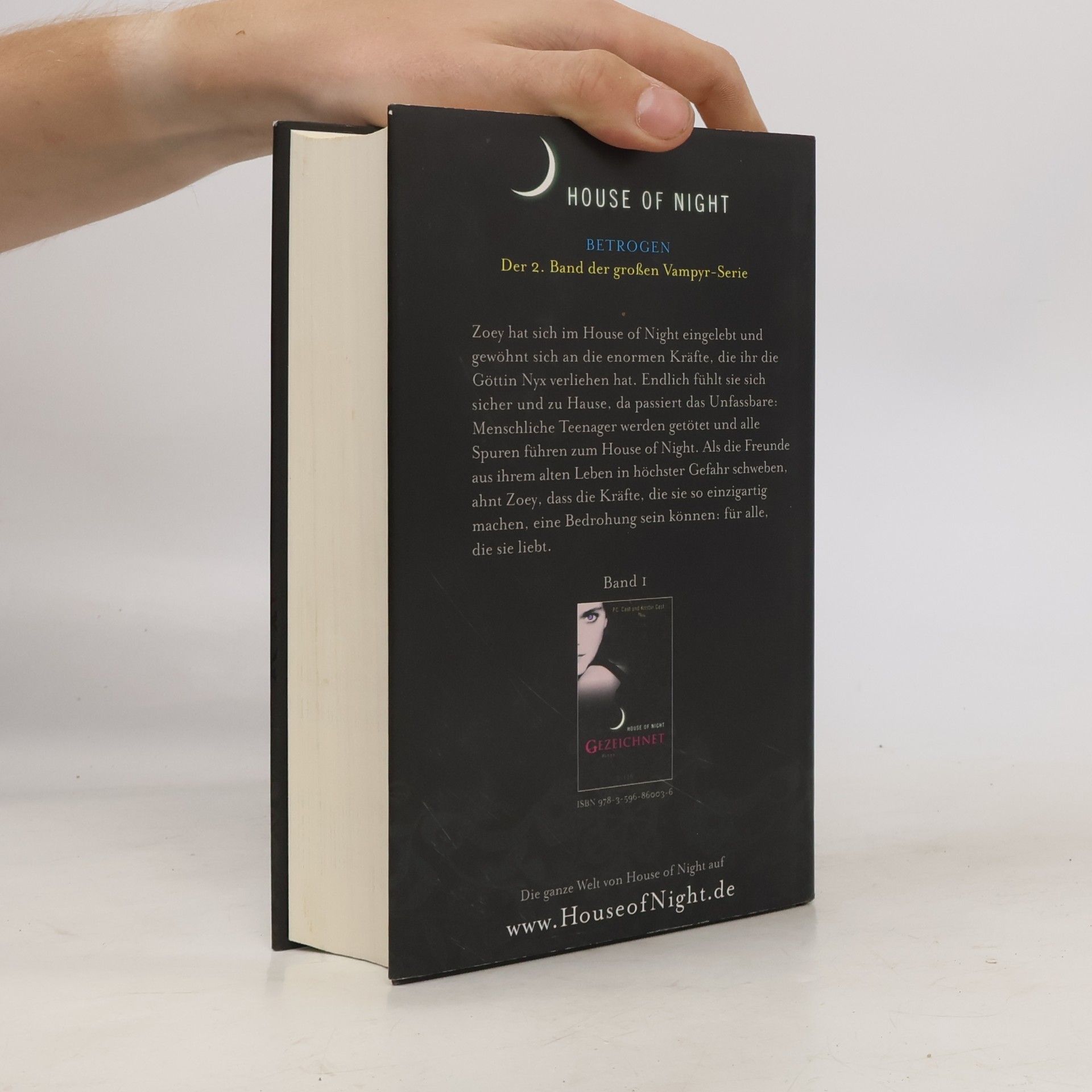 Phyllis Christine Cast House of Night 2. Betrogen