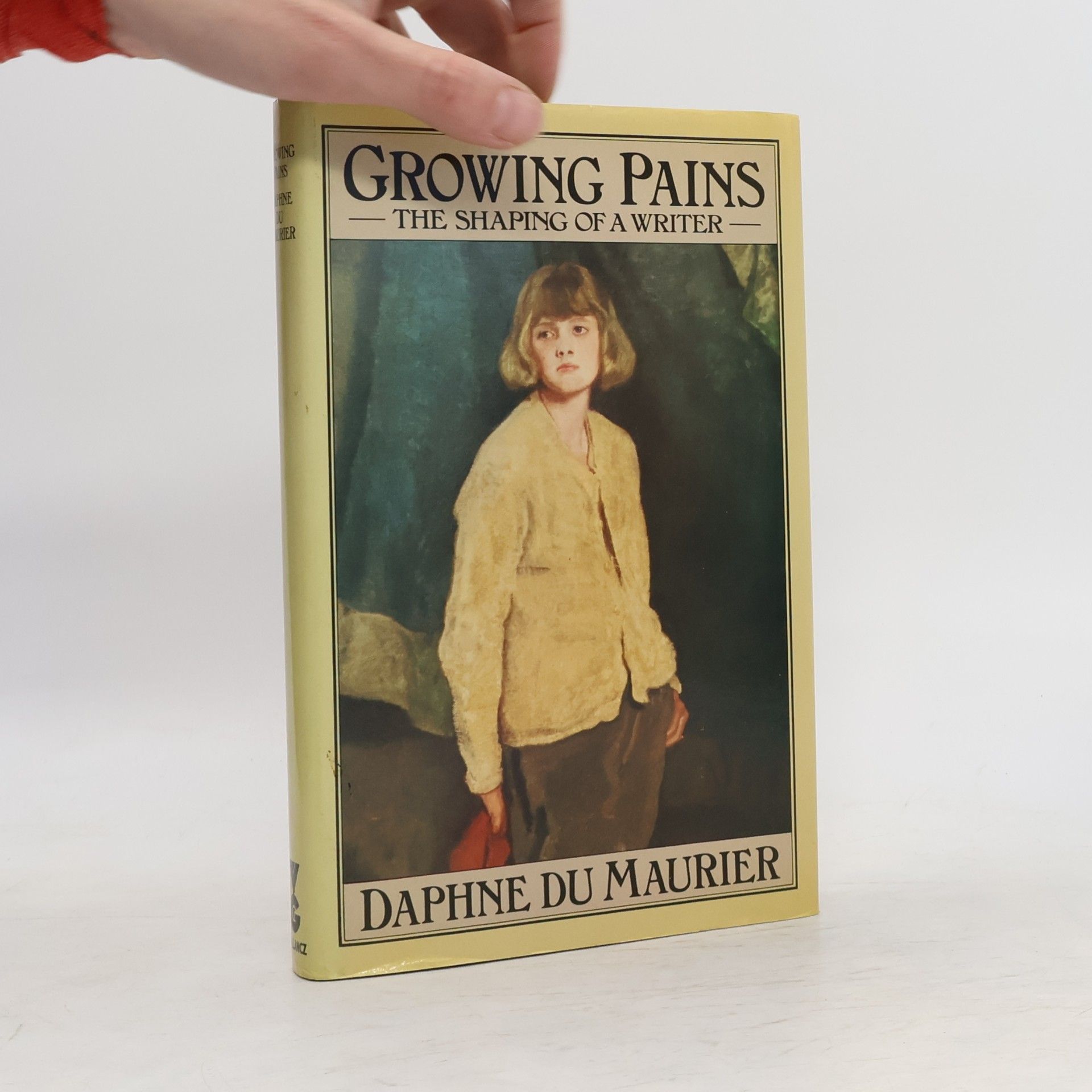 Daphne Du Maurier Growing Pains
