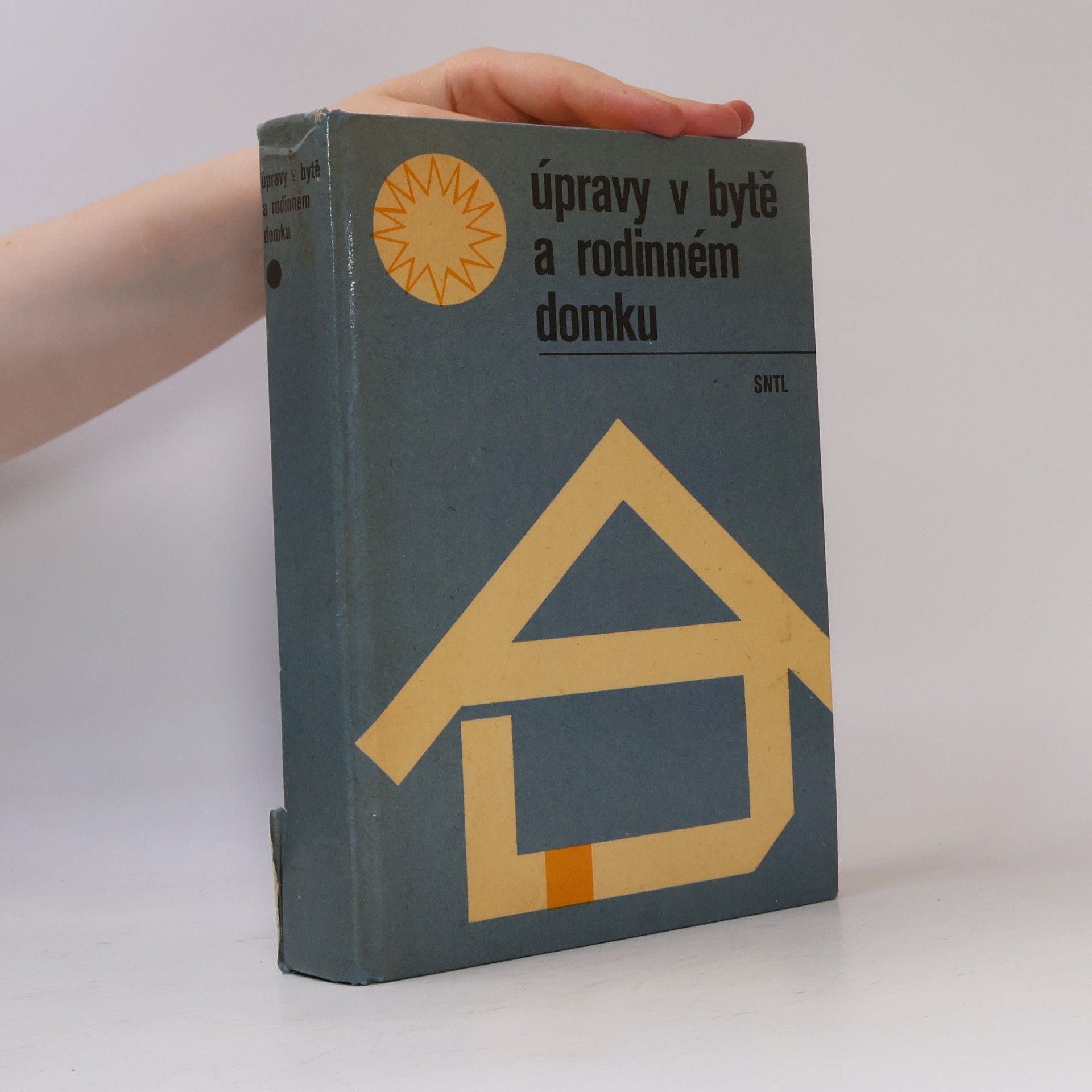 Kolektiv autorů Úpravy v bytě a rodinném domku