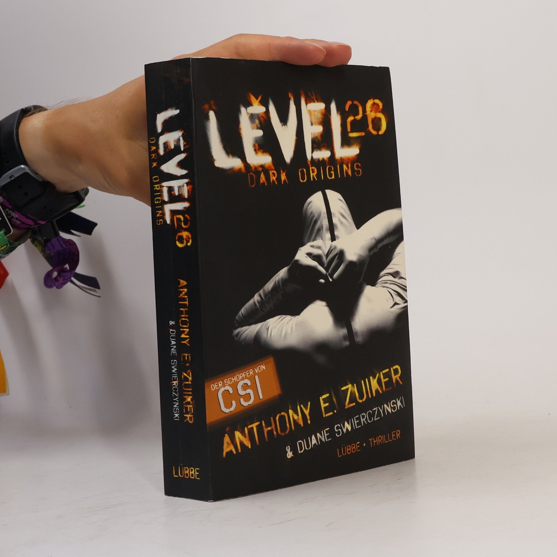 Anthony E. Zuiker Level 26: dark origins