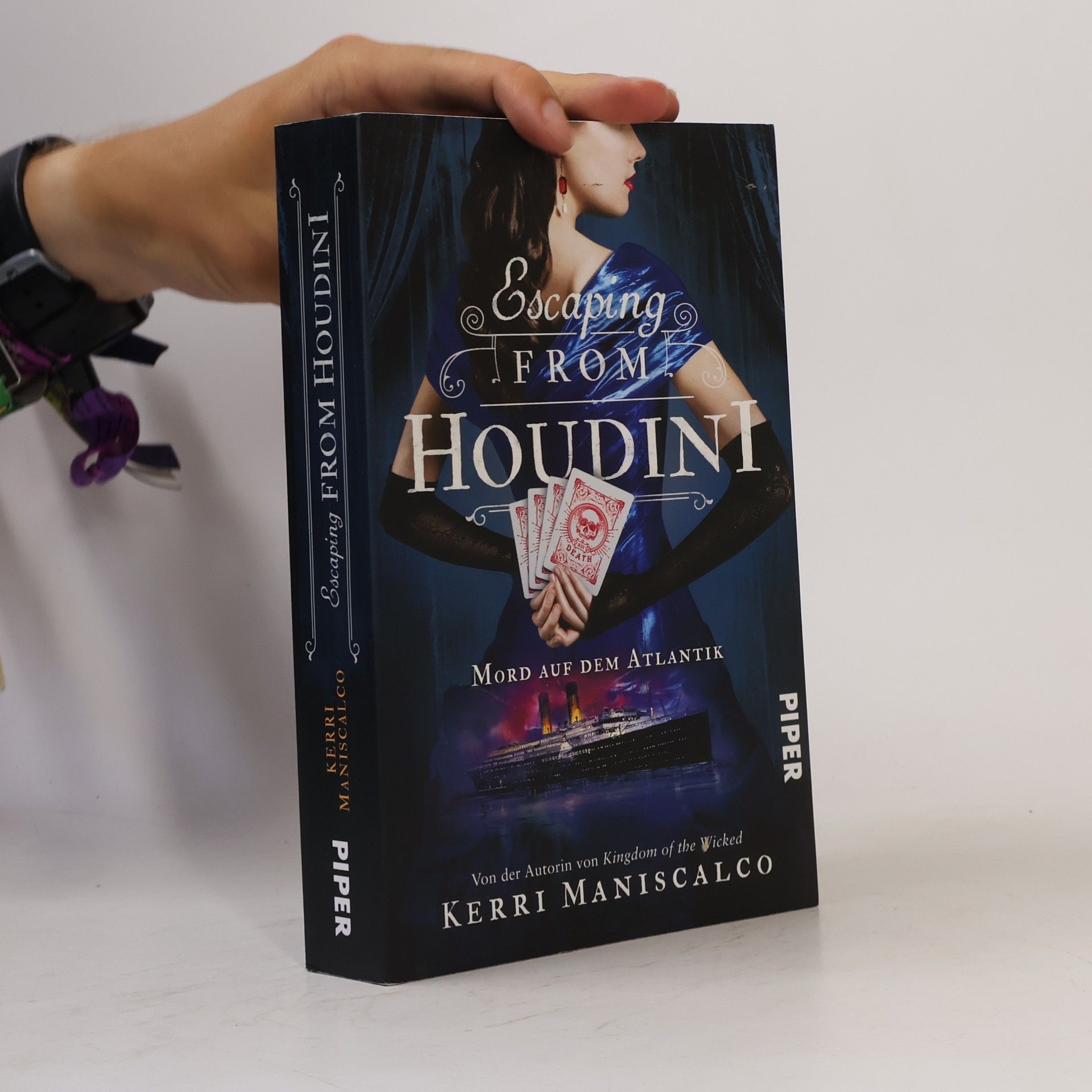 Escaping from Houdini