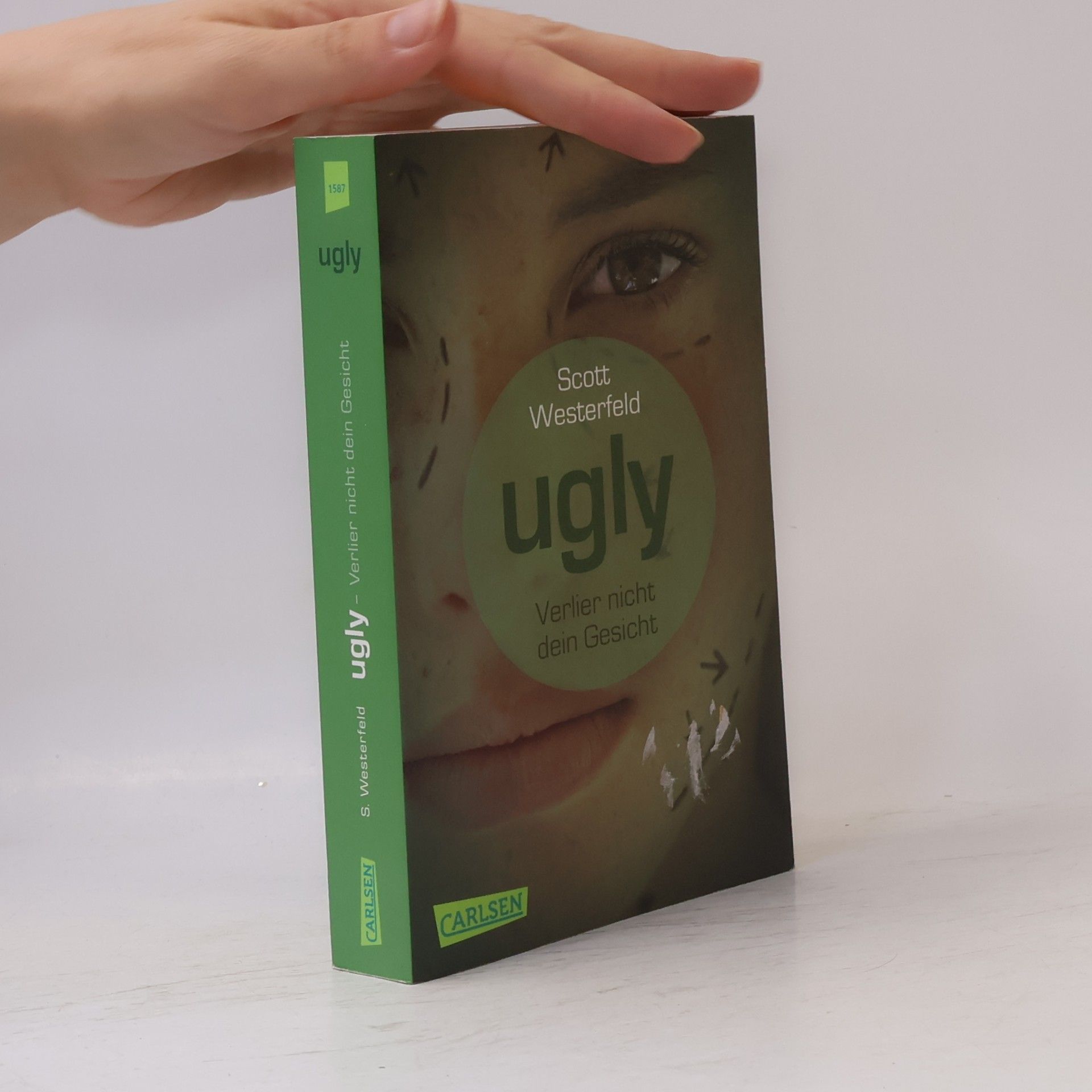 Scott Westerfeld Ugly