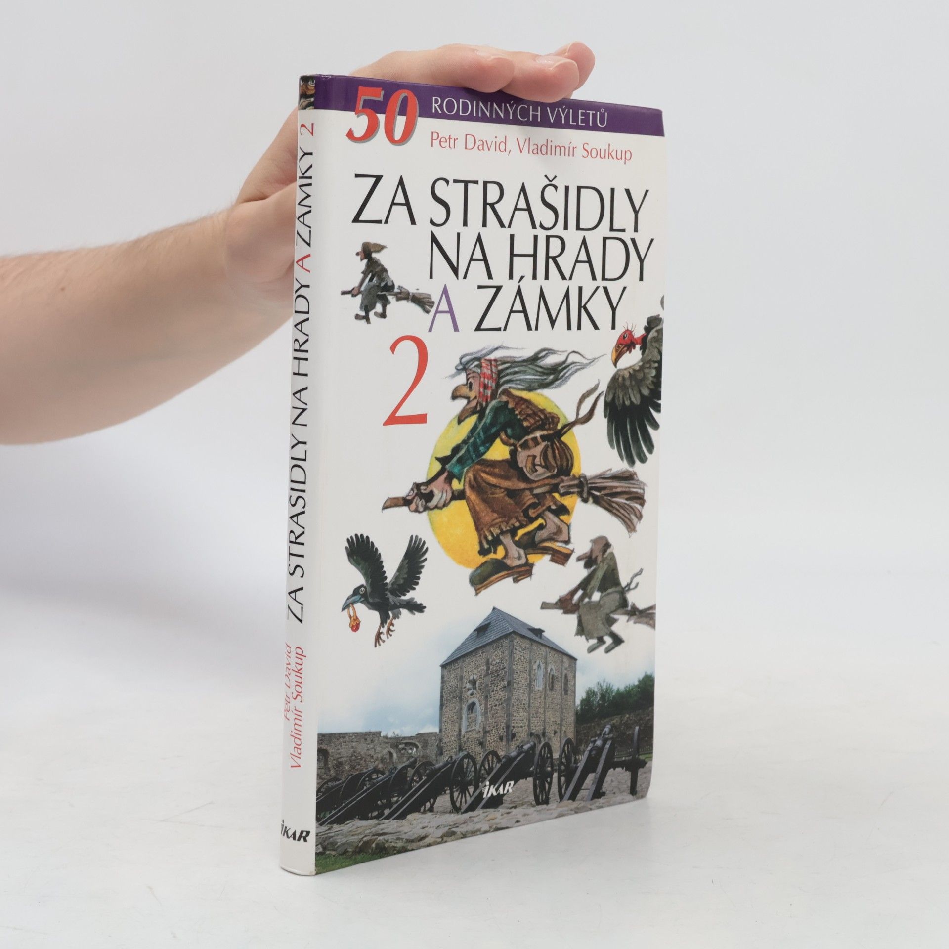 Petr David Za strašidly na hrady a zámky 2