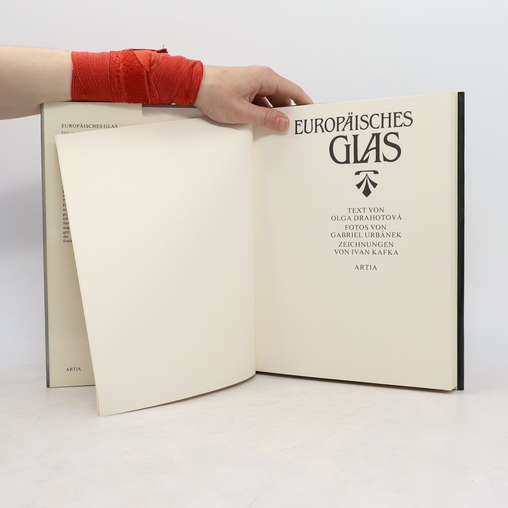 Olga Drahotová Europäisches Glas