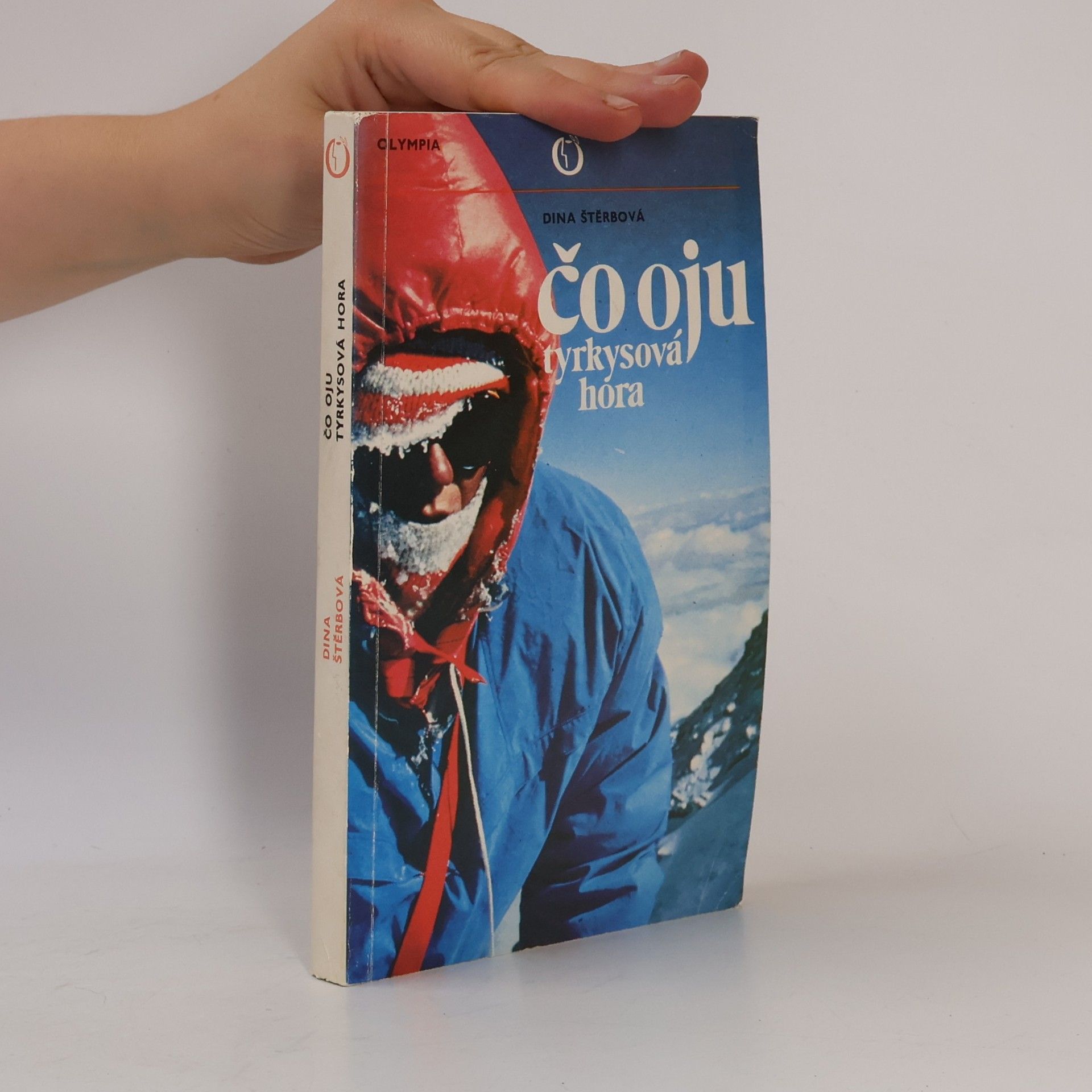 Dina Štěrbová Čo Oju, tyrkysová hora