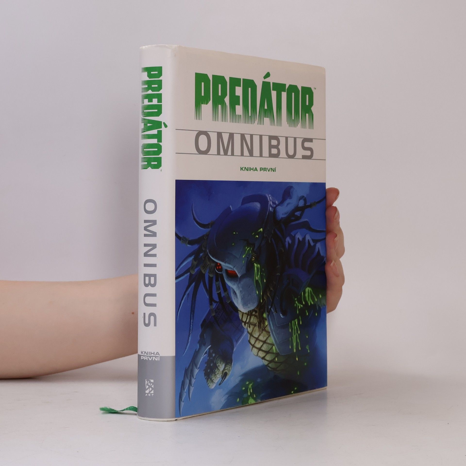 Marek Barányi Predátor omnibus. Kniha první