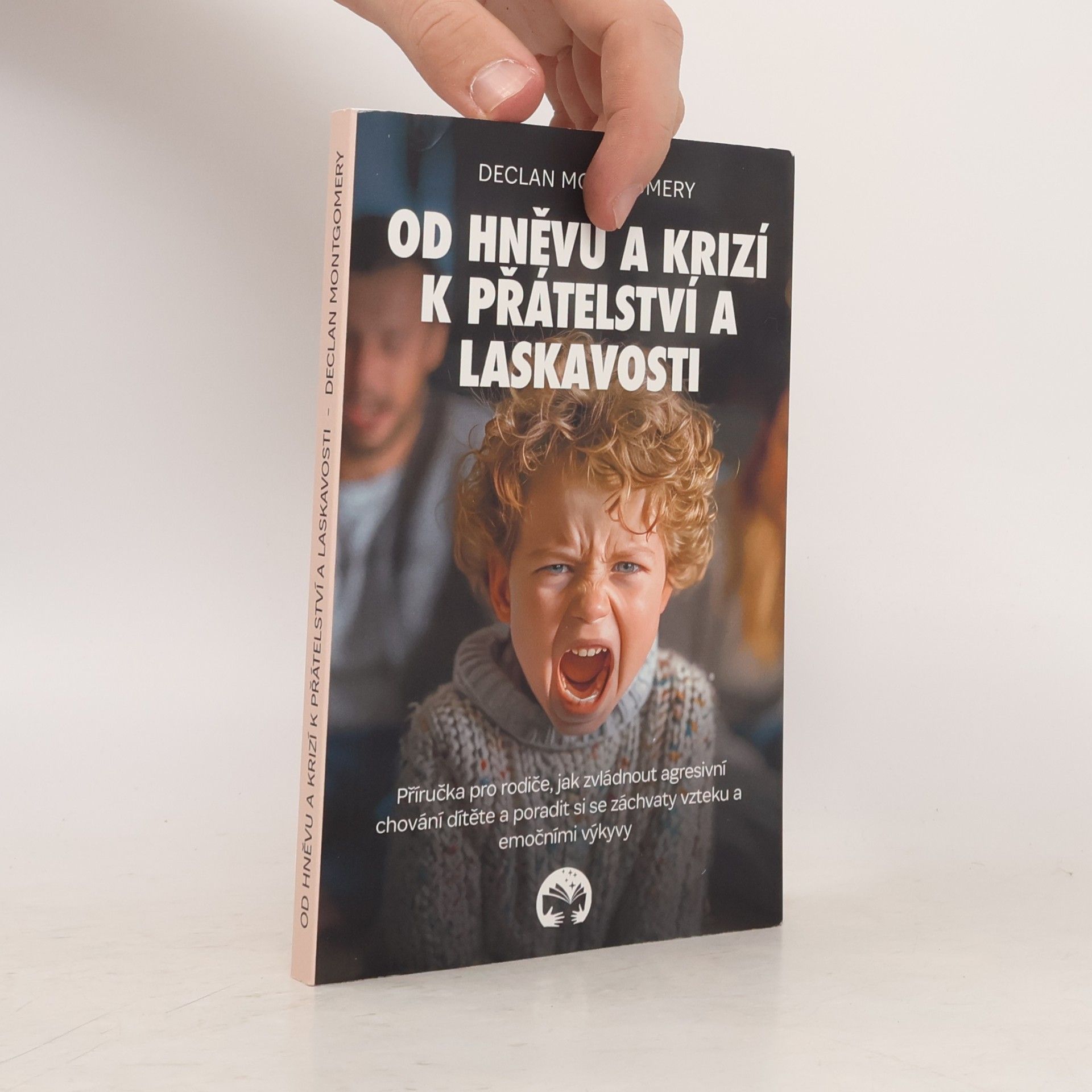 Declan Montgomery Od hněvu a krizí k přátelství a laskavosti