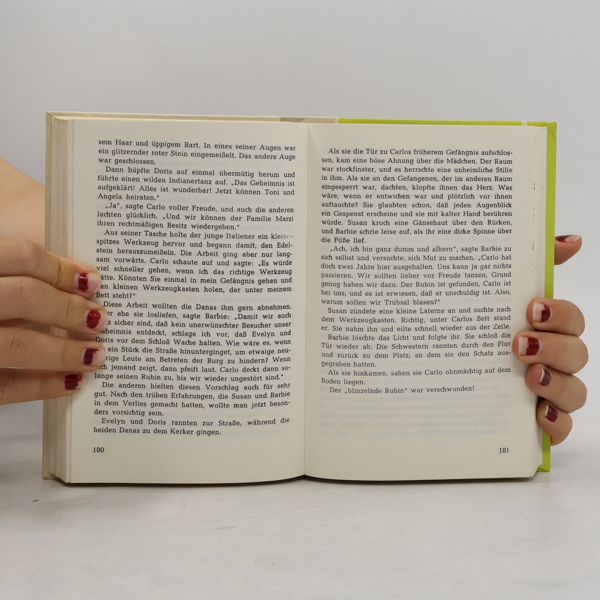 Carolyn Keene Ein Fall für Barbie und Susan - Doppelband: Der blinzelnde Rubin/ Der Unheimliche im 3. Rang