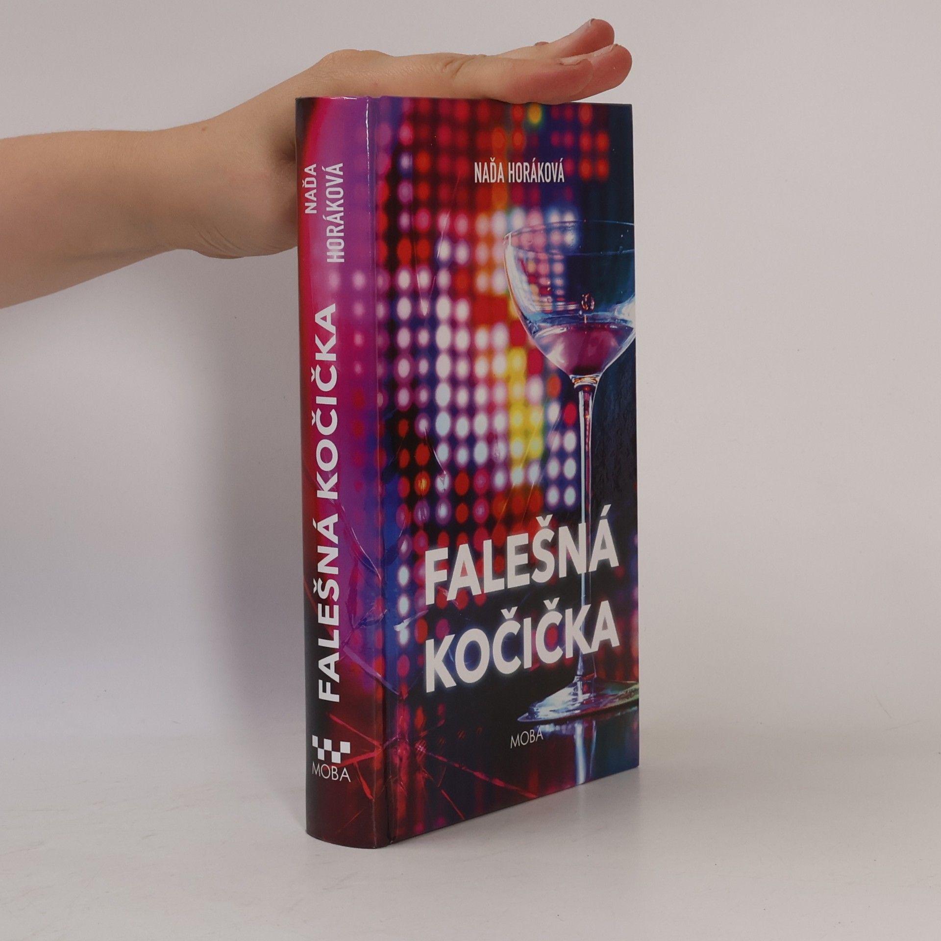 Naďa Horáková Falešná kočička