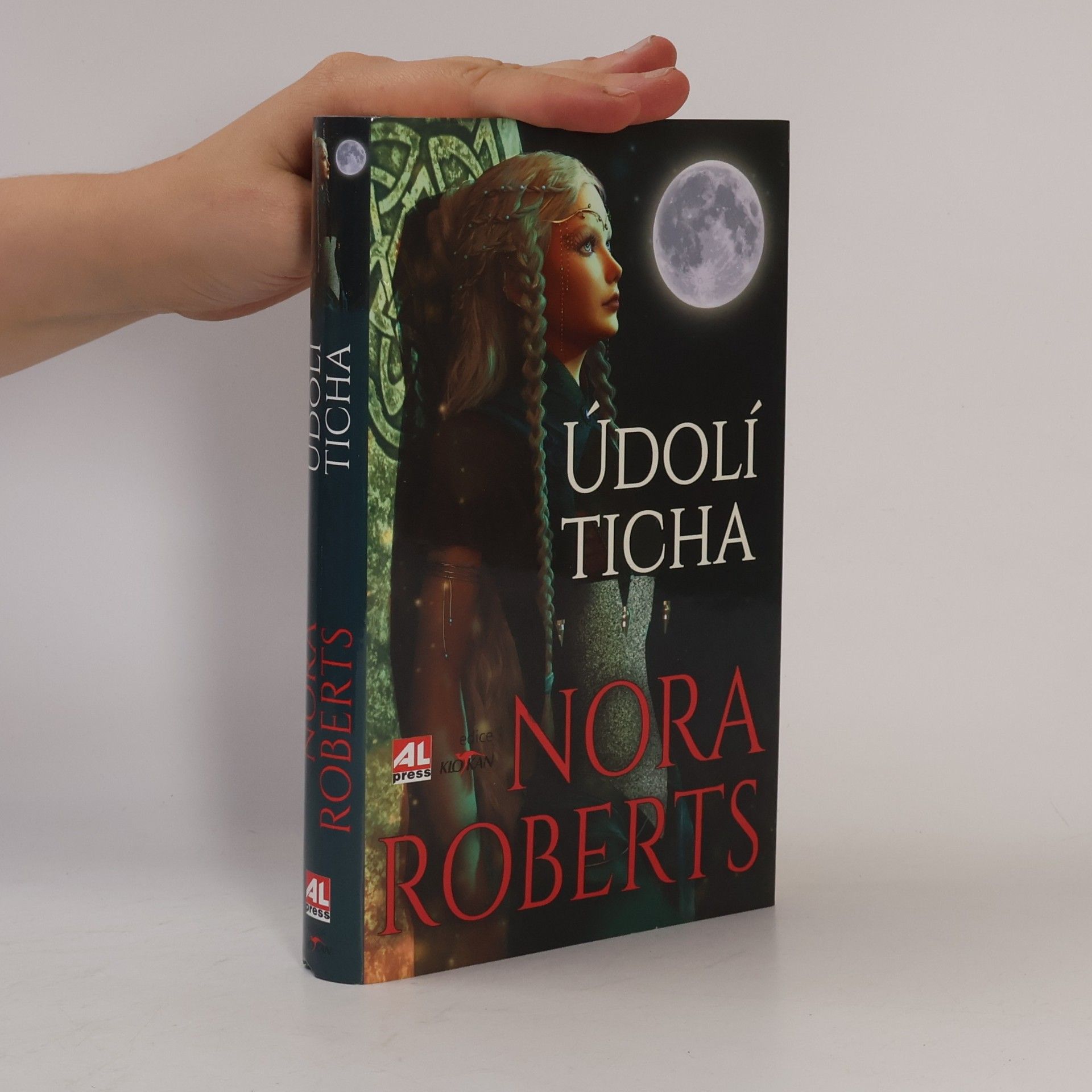 Nora Roberts Údolí ticha