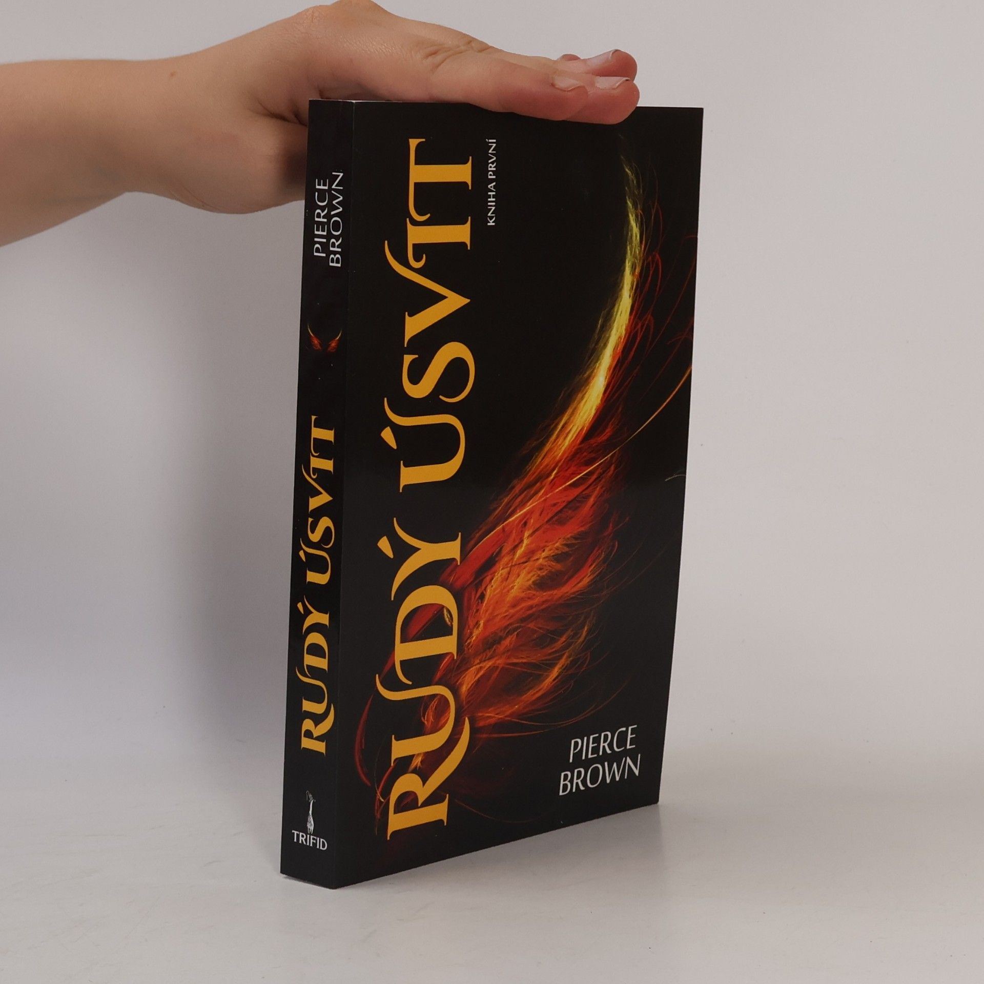 Pierce Brown Rudý úsvit