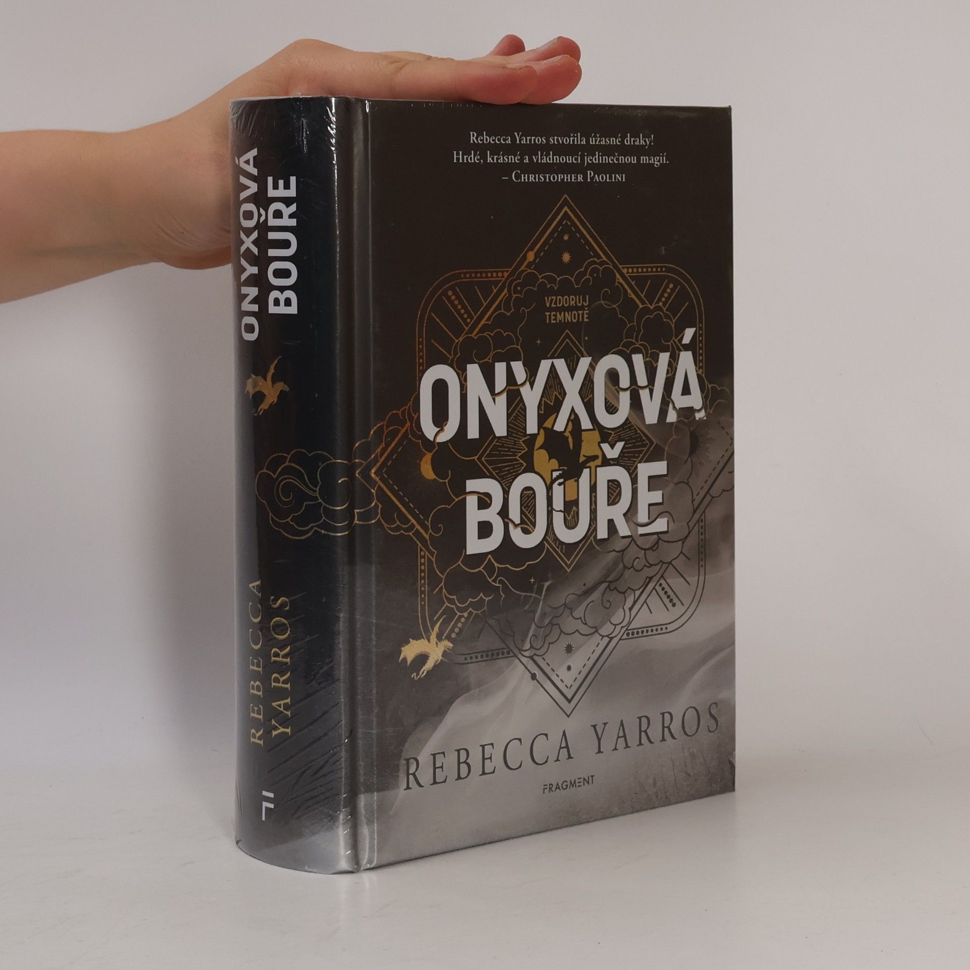 Rebecca Yarros Onyxová bouře