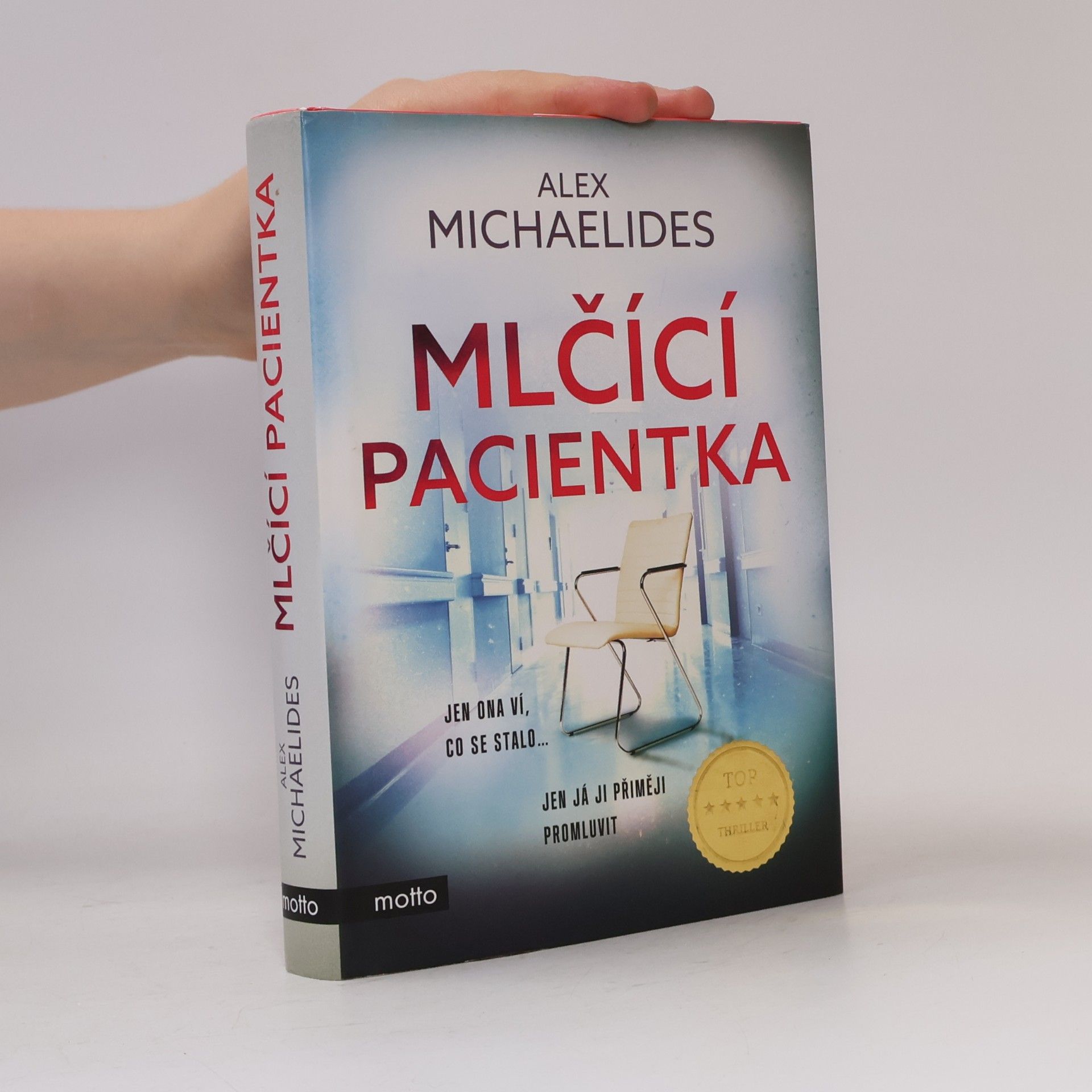 Alex Michaelides Mlčící pacientka