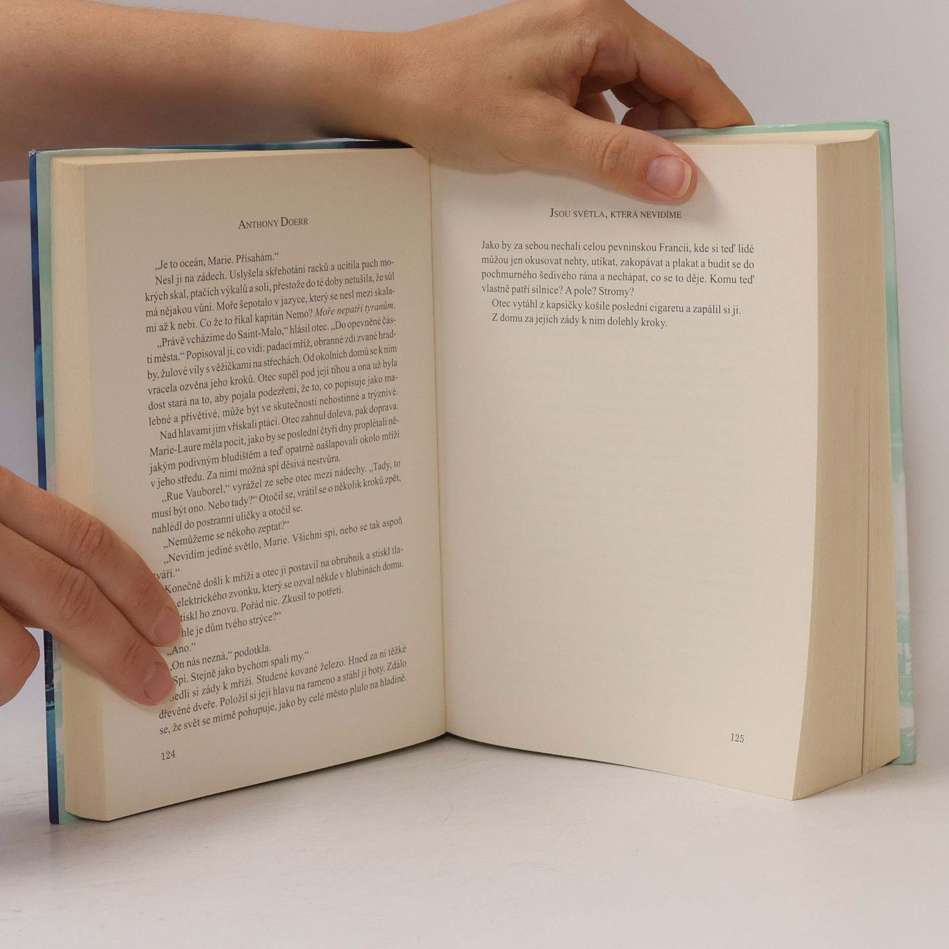 Anthony Doerr Jsou světla, která nevidíme