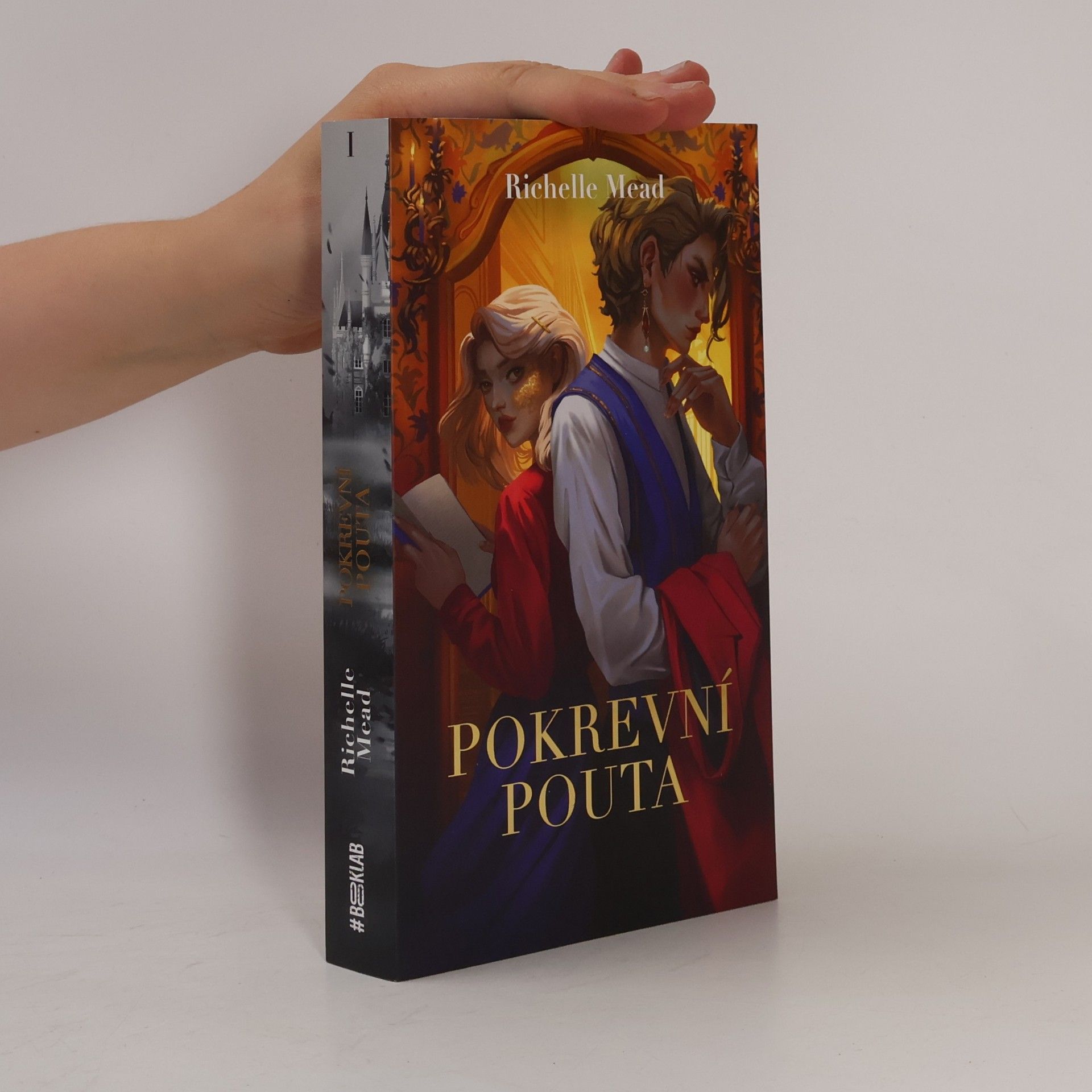 Richelle Mead Pokrevní pouta