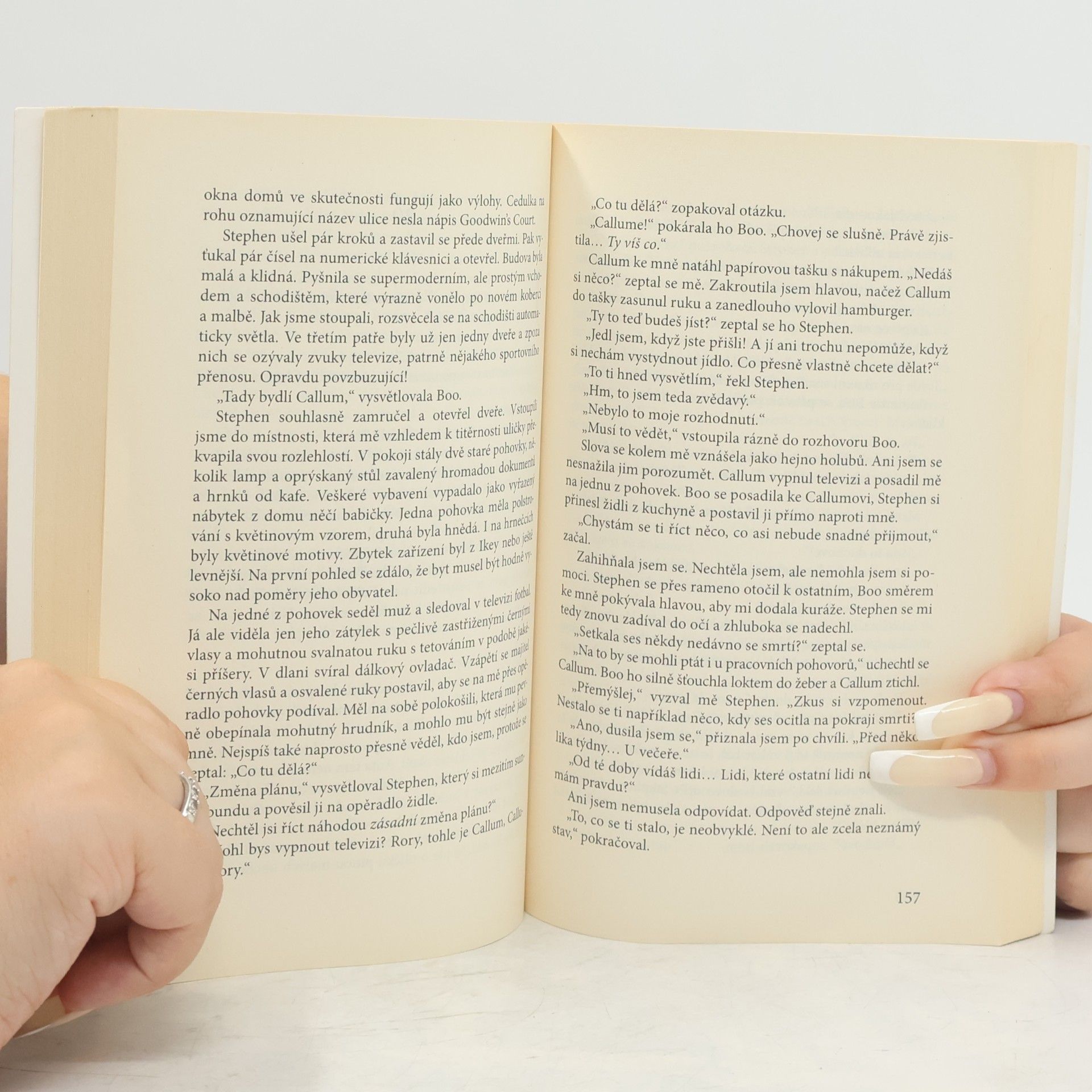 Maureen Johnson Jméno hvězdy. Stíny Londýna, kniha první