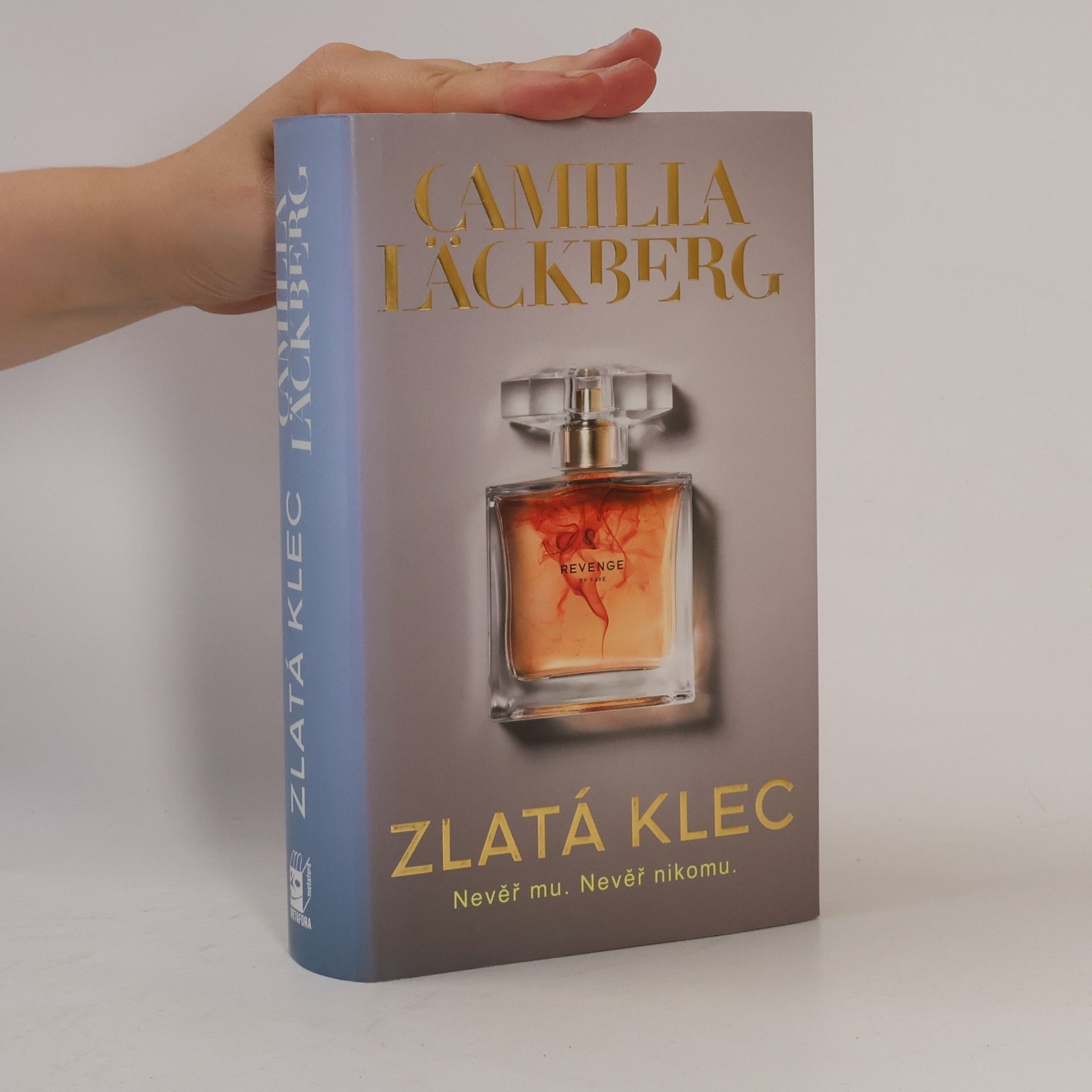 Camilla Läckberg Zlatá klec