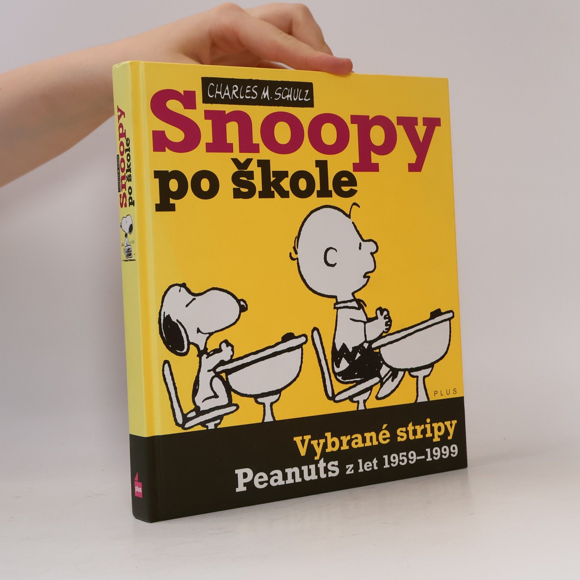 Charles Schulz Snoopy po škole