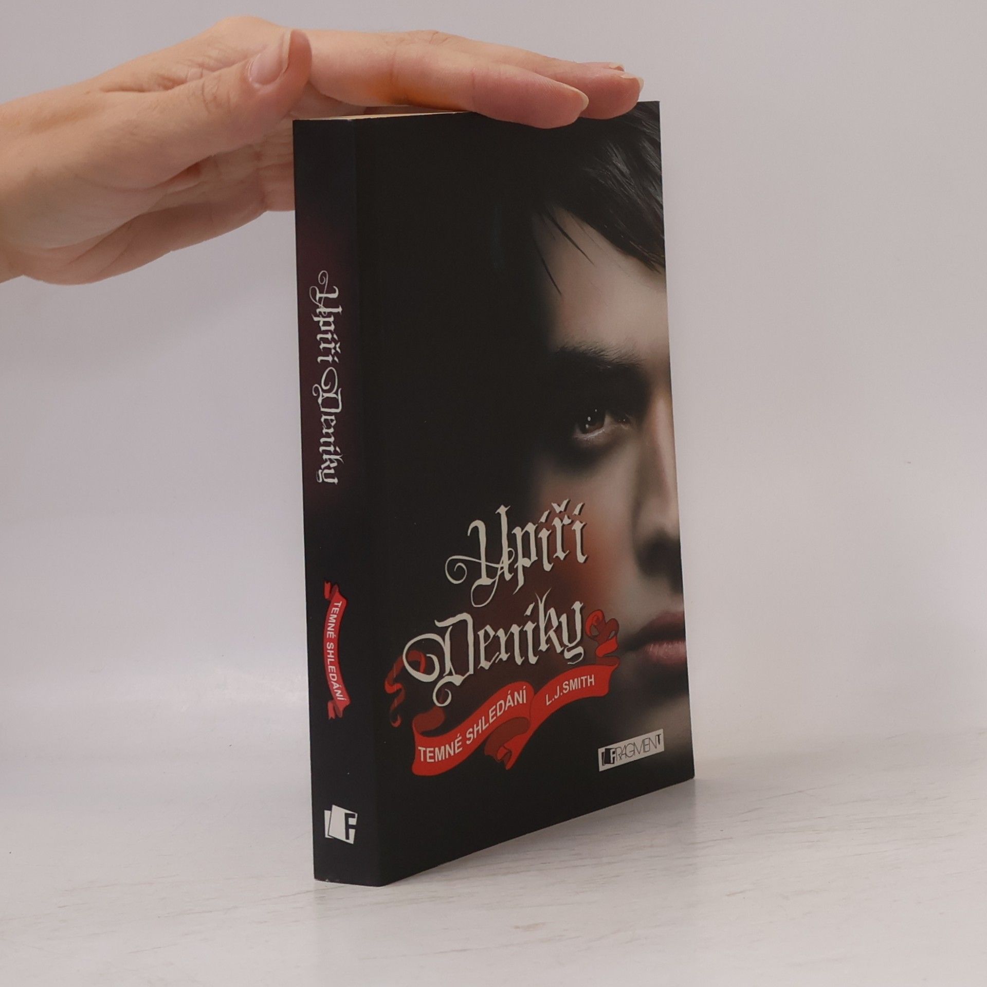 L. J. Smithová  Upíří deníky. Temné shledání