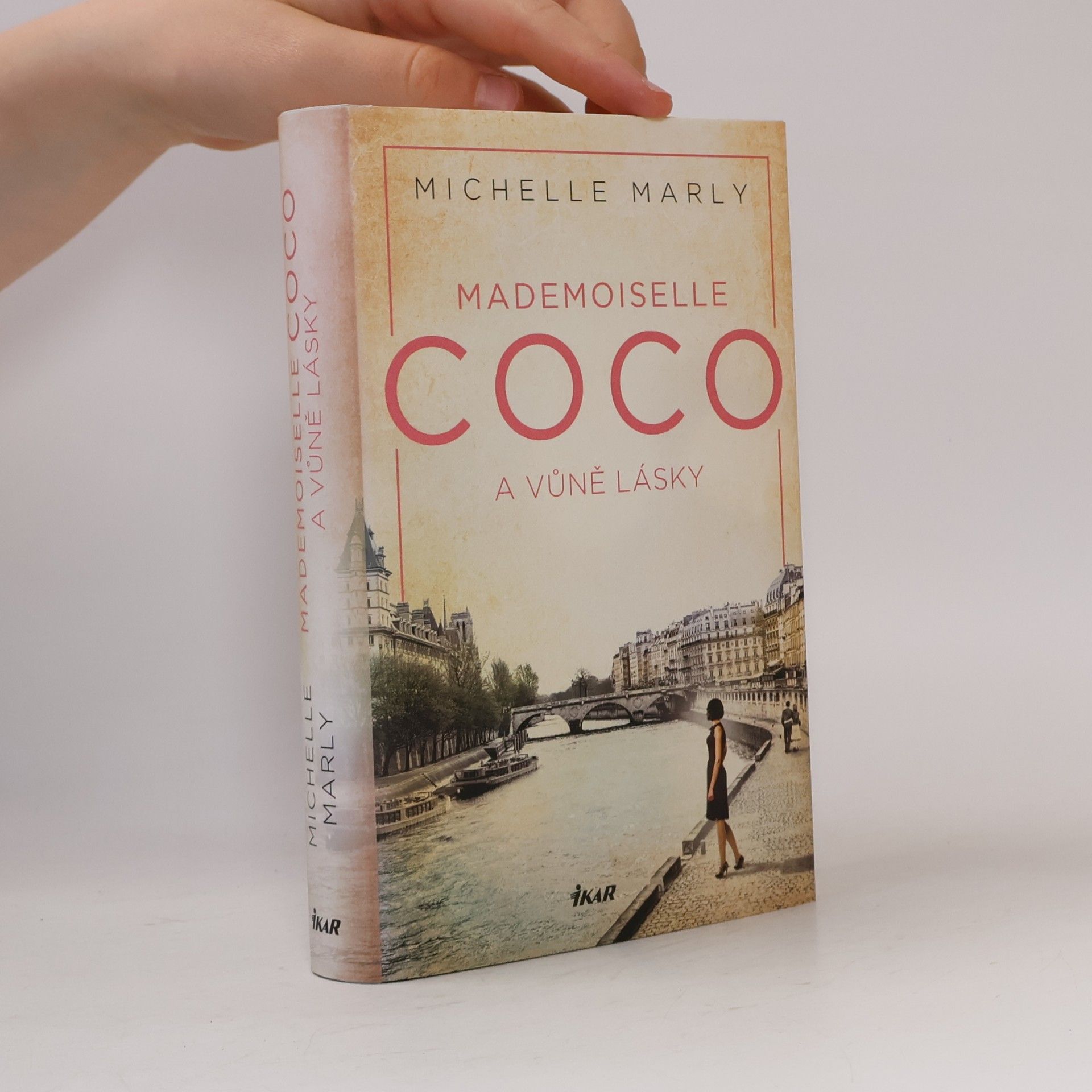 Ivana Dirk Mademoiselle Coco a vůně lásky