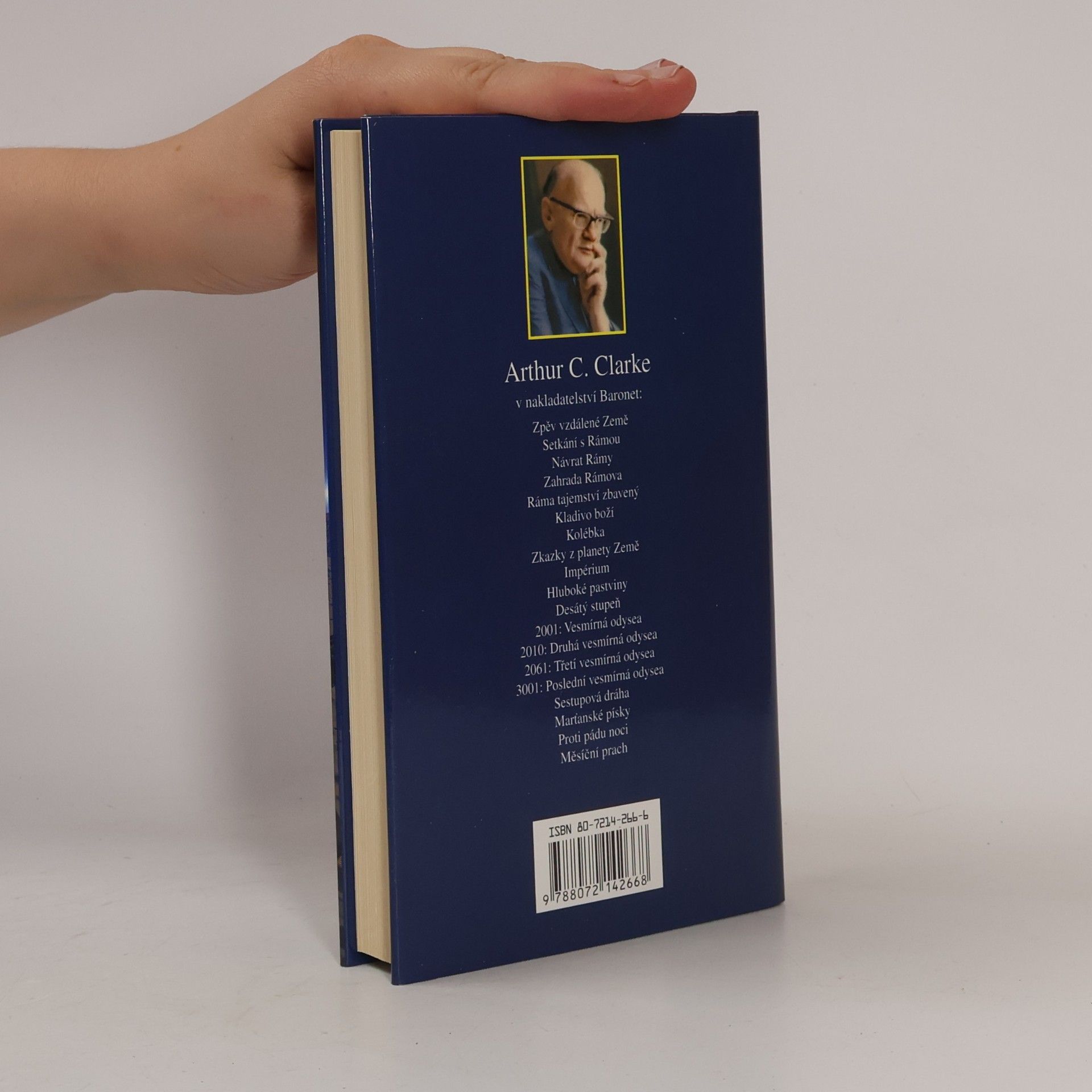 Arthur Charles Clarke Měsíční prach