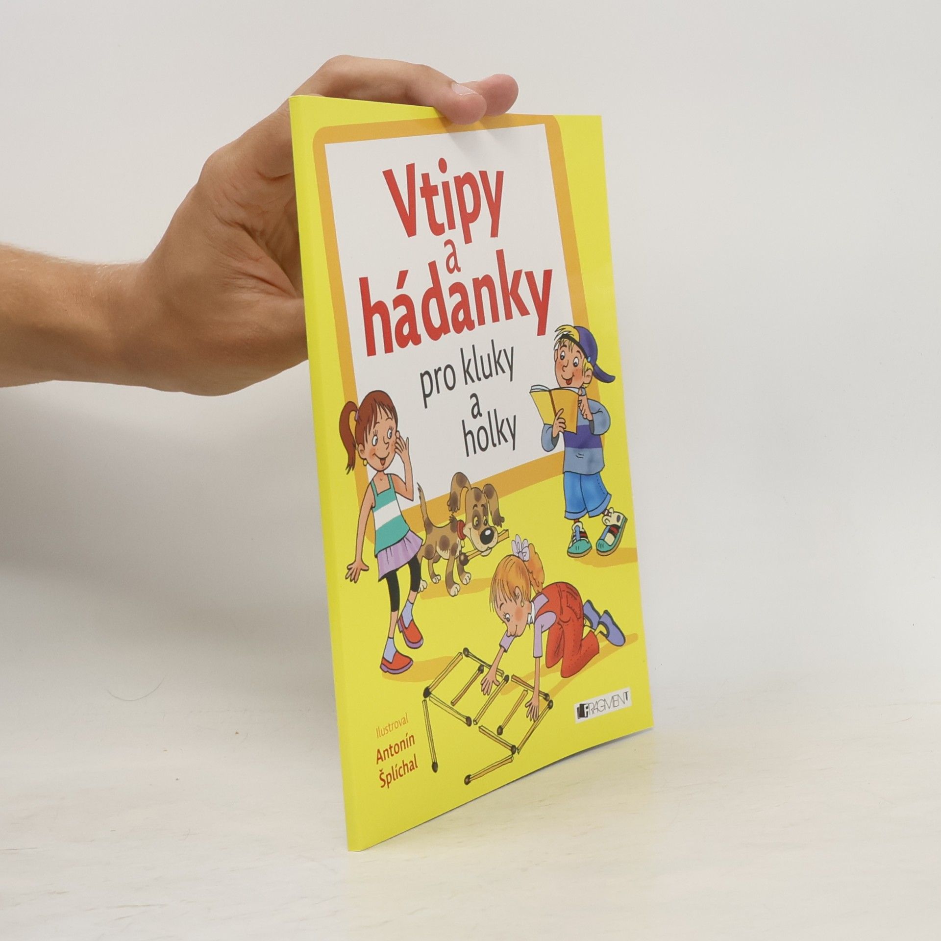Vlasta Hradilová Vtipy a hádanky pro kluky a holky