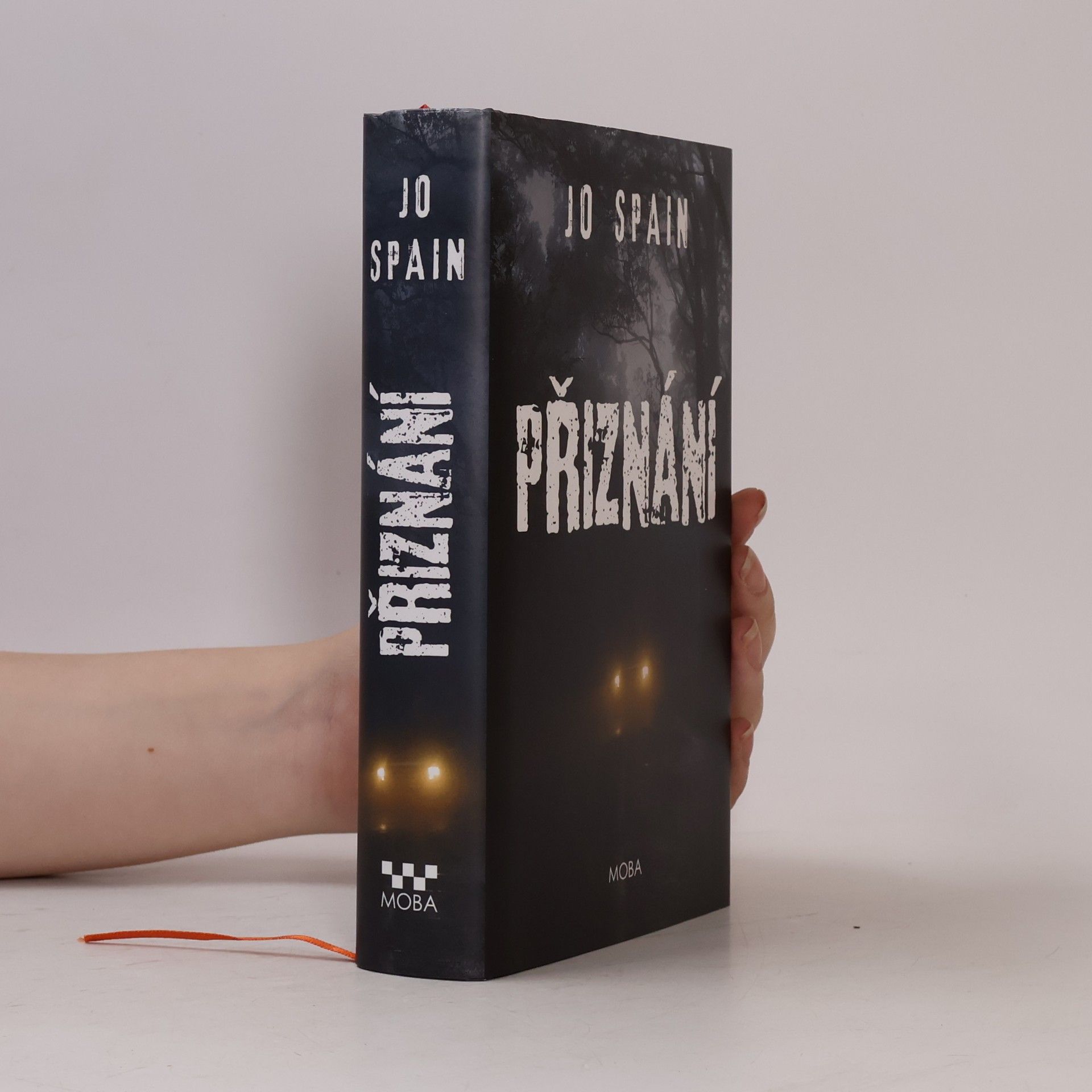 Jo Spain Přiznání