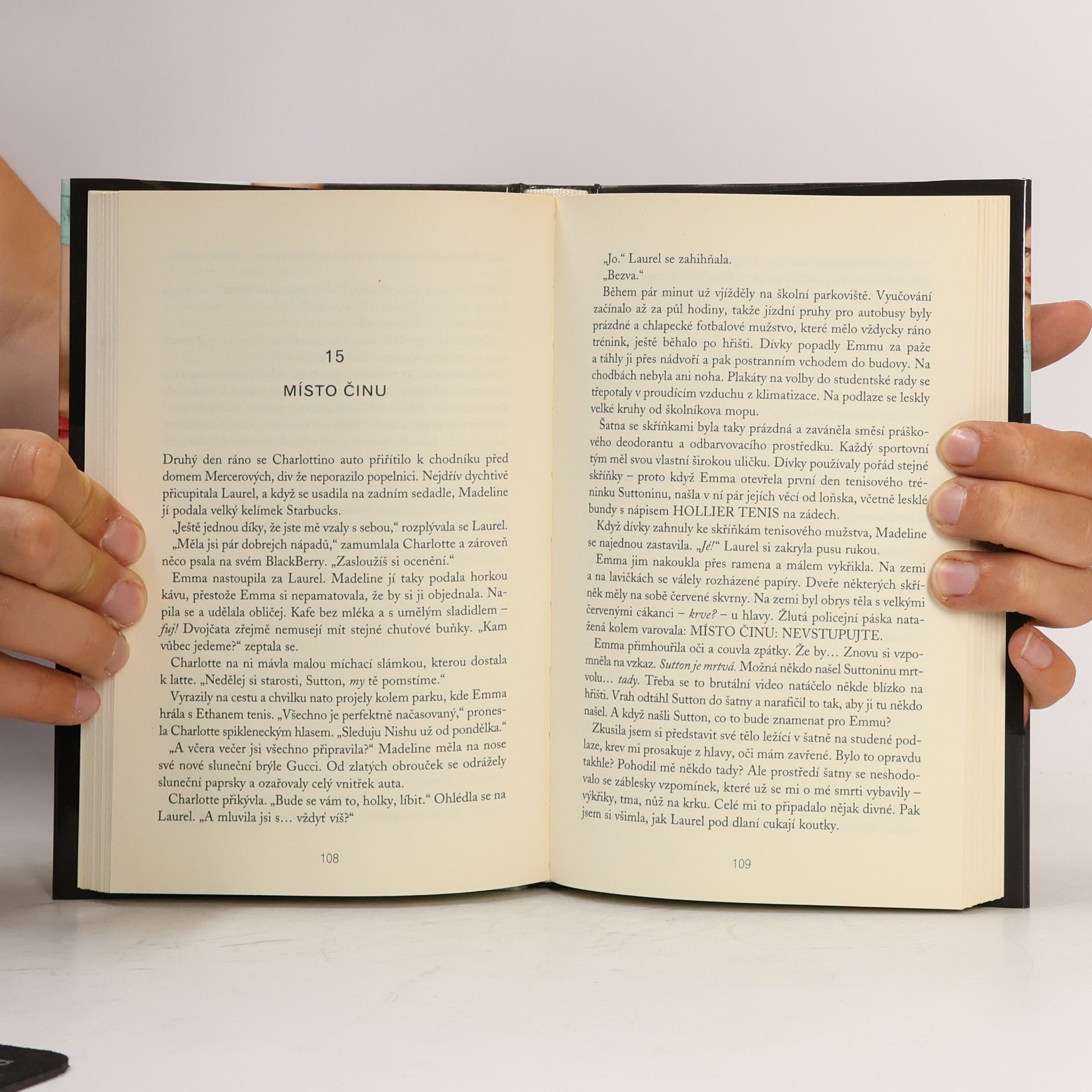 Sara Shepard Hra lží (1. díl)