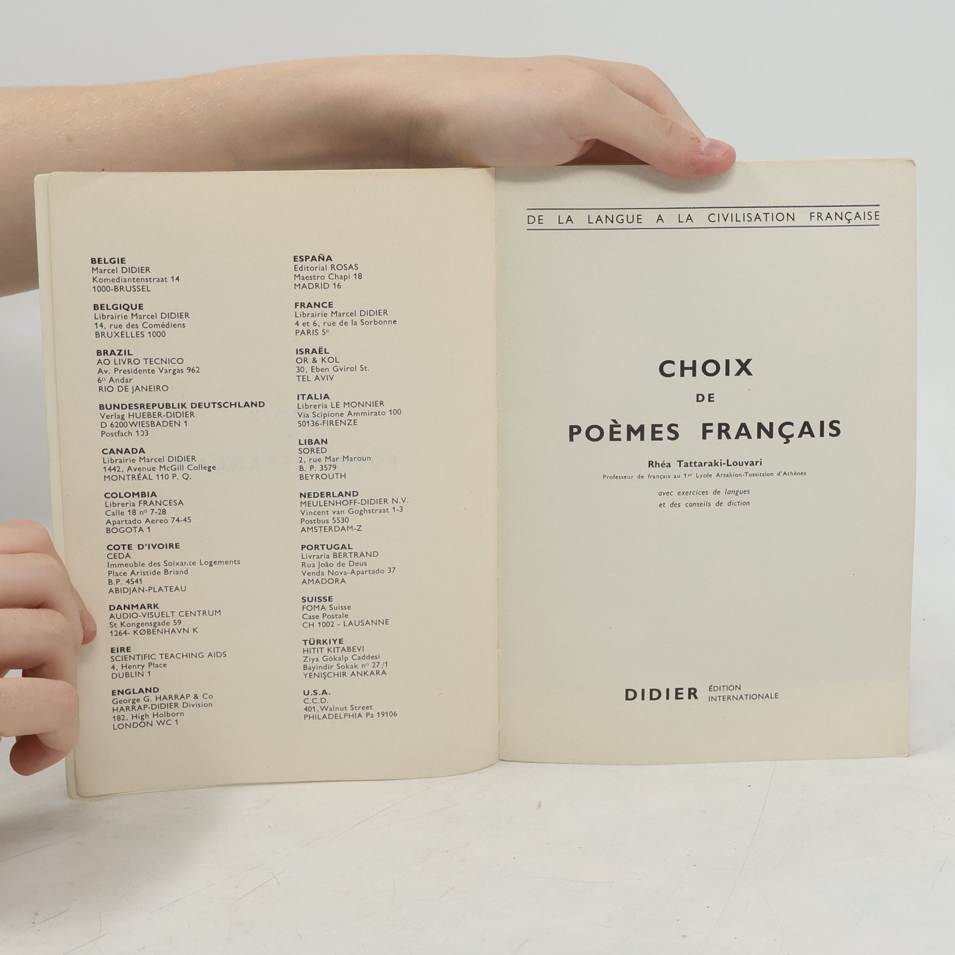 Rhéa Tattaraki-Louvari Choix de poèmes français