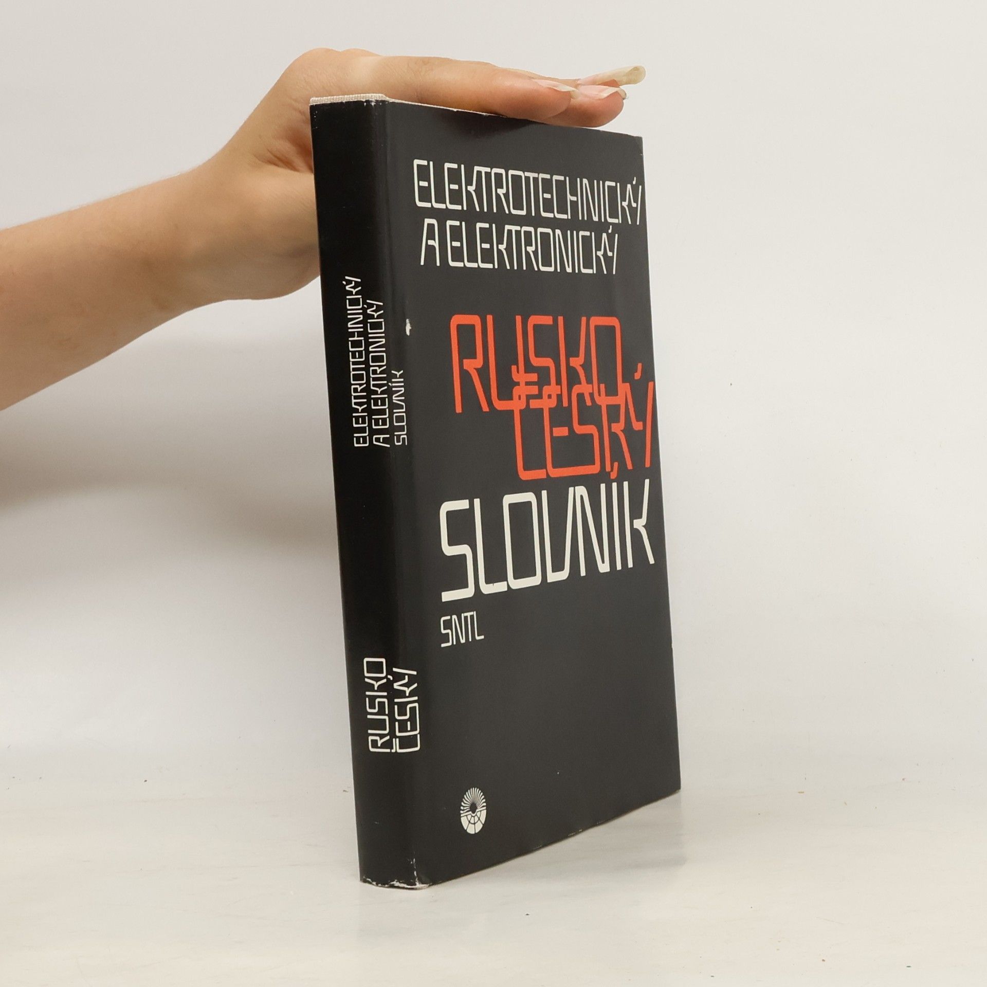 Autores varios Rusko-český elektrotechnický a elektronický slovník
