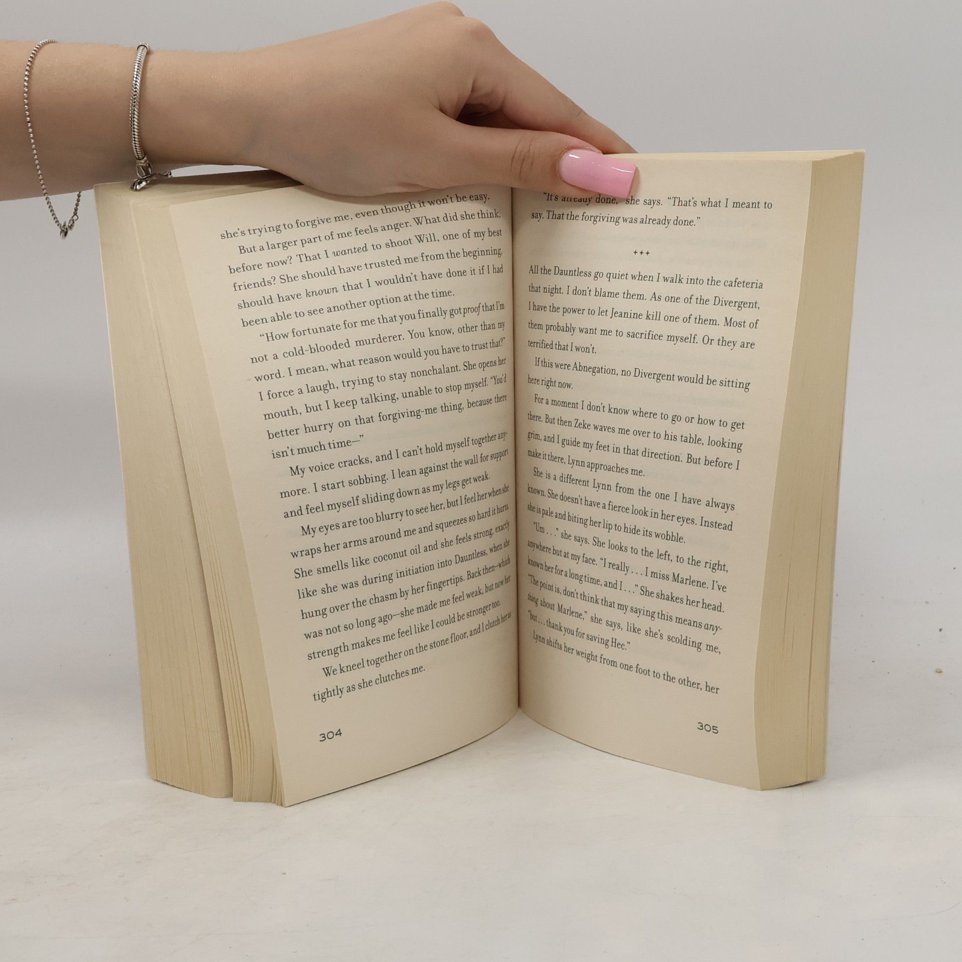 Veronica Roth Insurgent