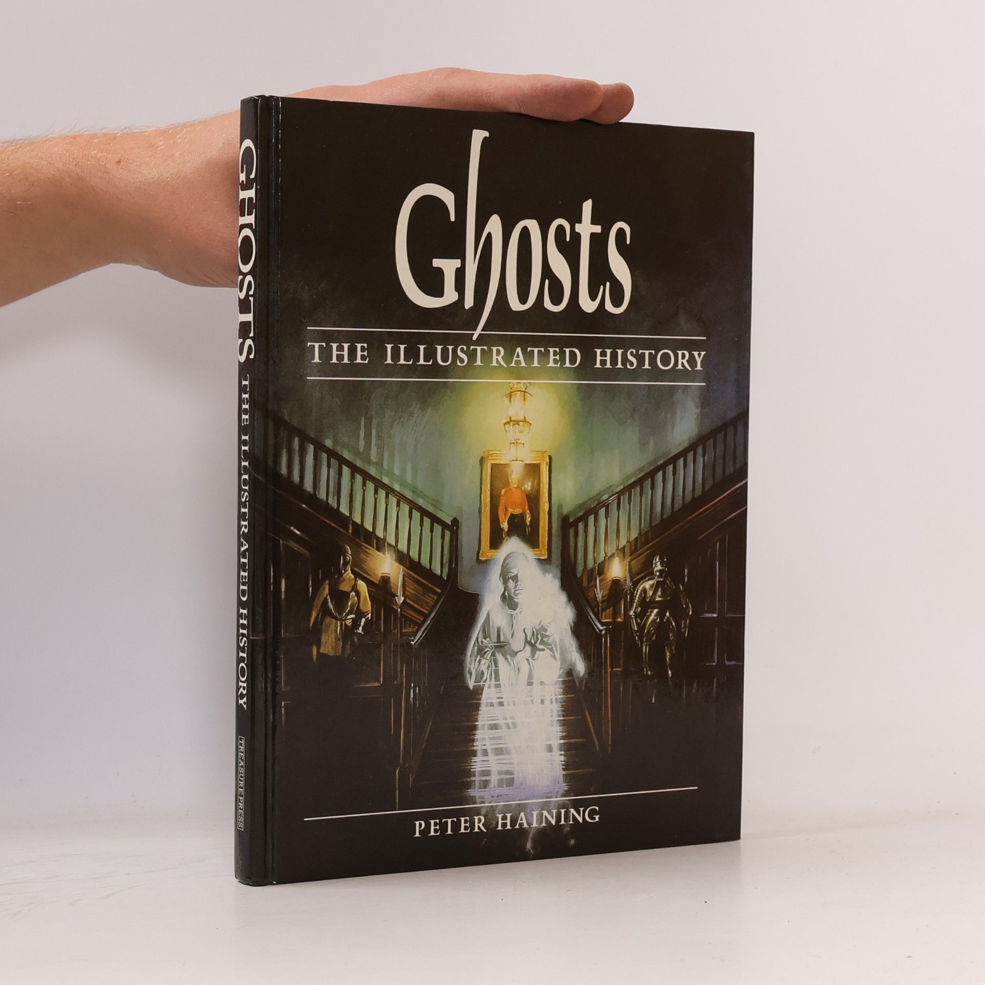 Ghosts : the illustrated history