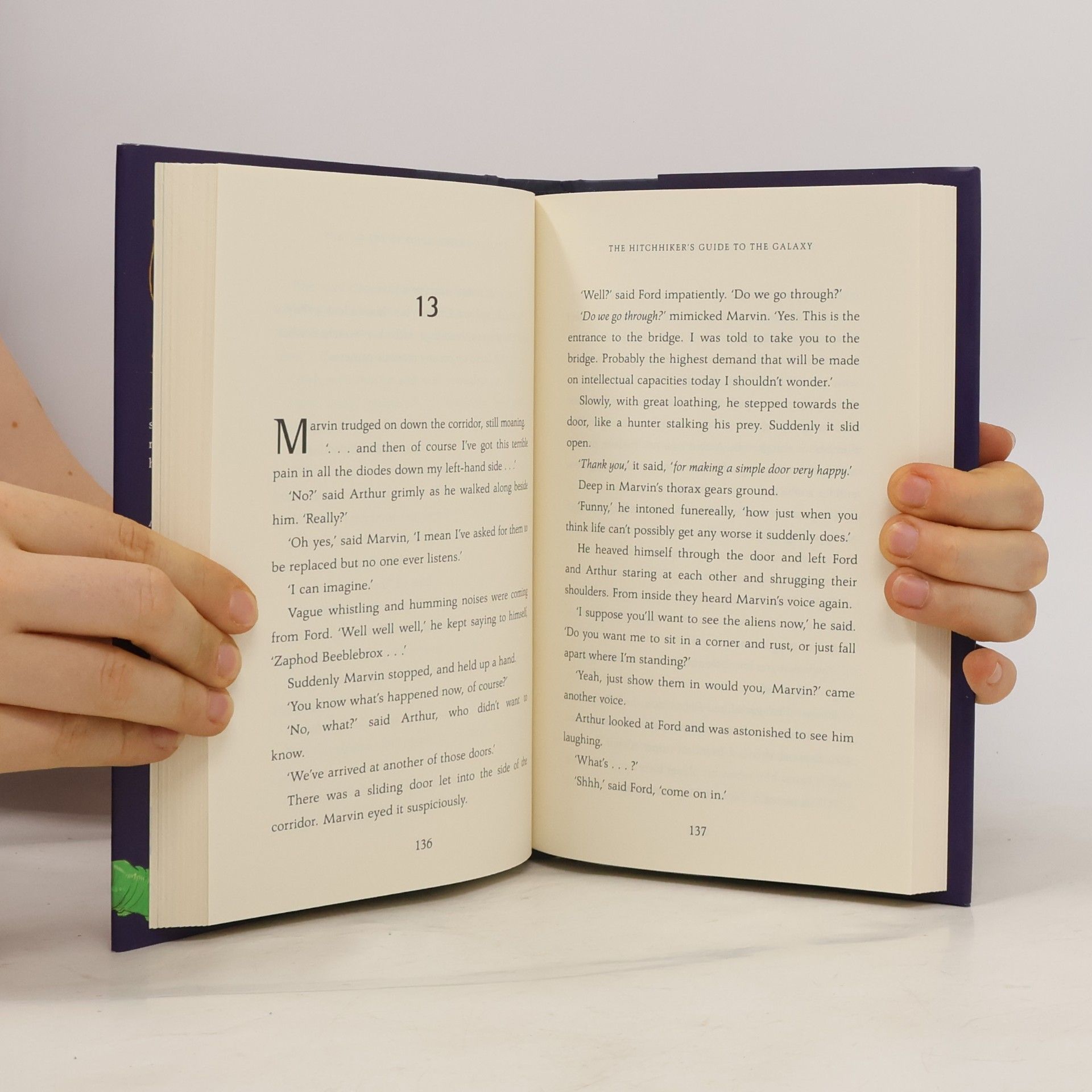 Douglas Adams The Hitchhiker's Guide to the Galaxy: The Illustrated Edition