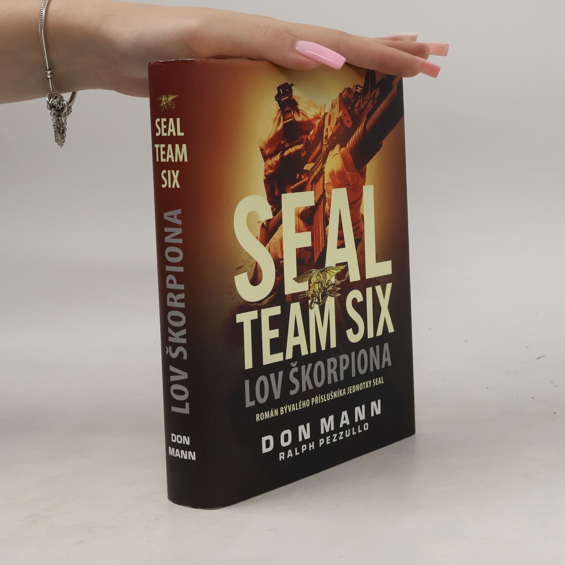 Don Mann SEAL Team Six. Lov Škorpiona