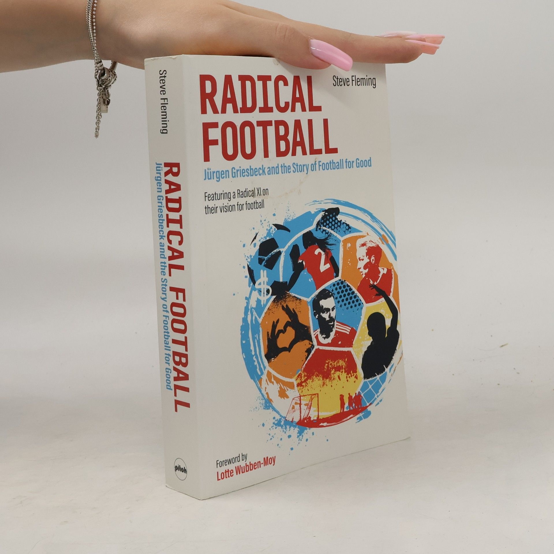 Lotte Wubben-Moy Radical Football
