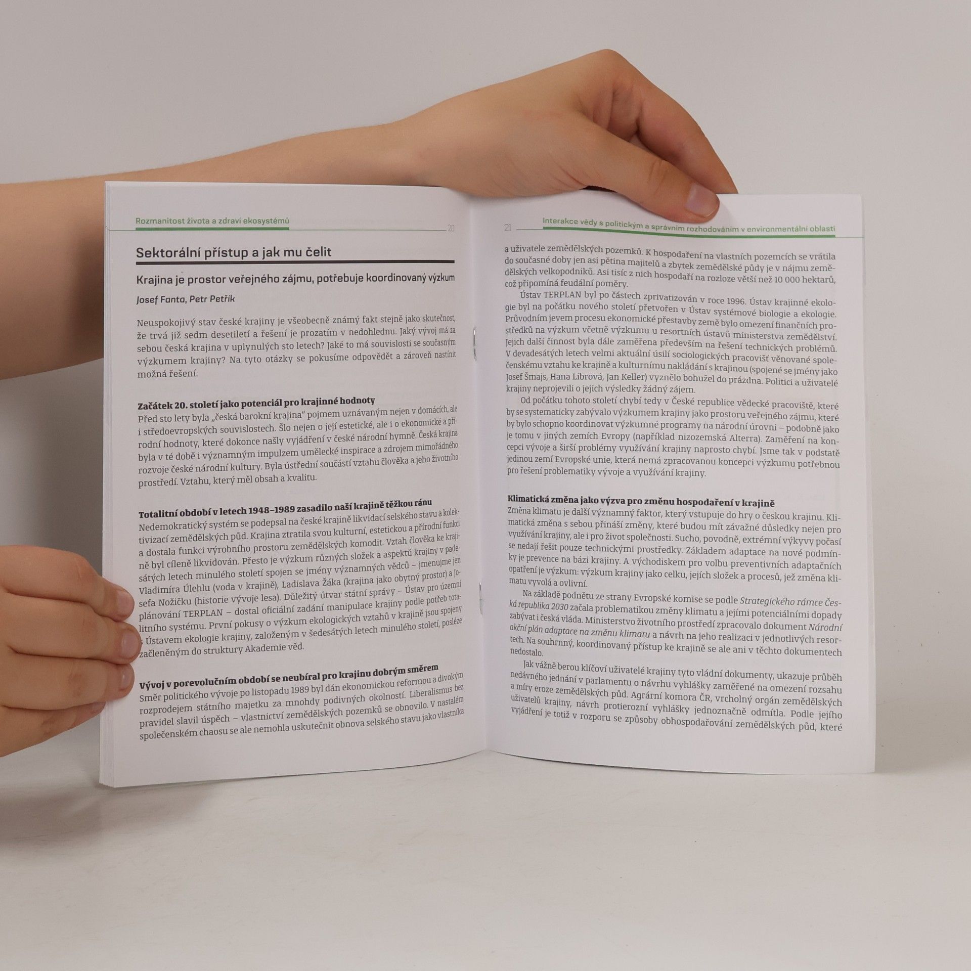 Šárka Angst Interakce vědy s politickým a správním rozhodováním v environmentální oblasti