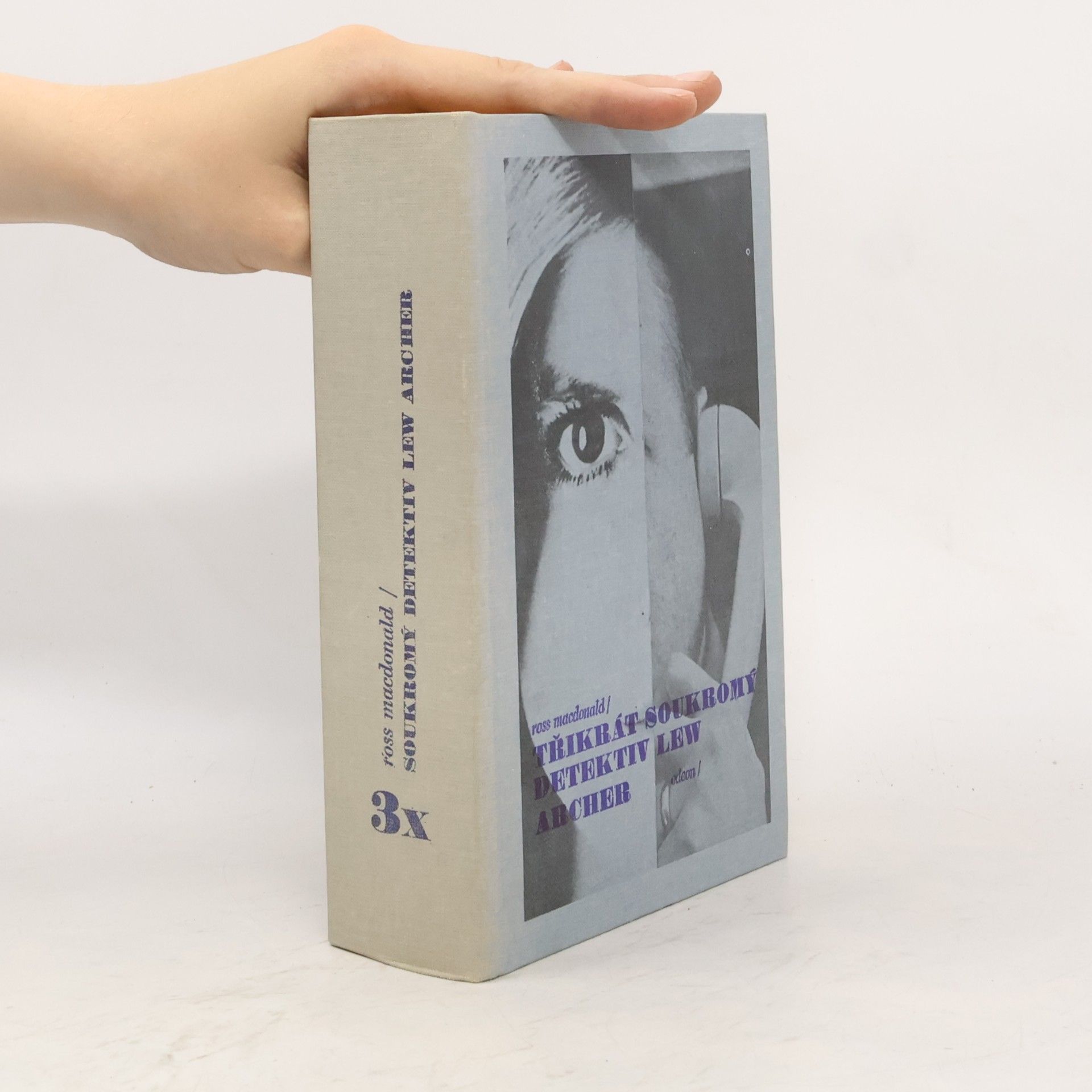 Ross Macdonald Třikrát soukromý detektiv Lew Archer