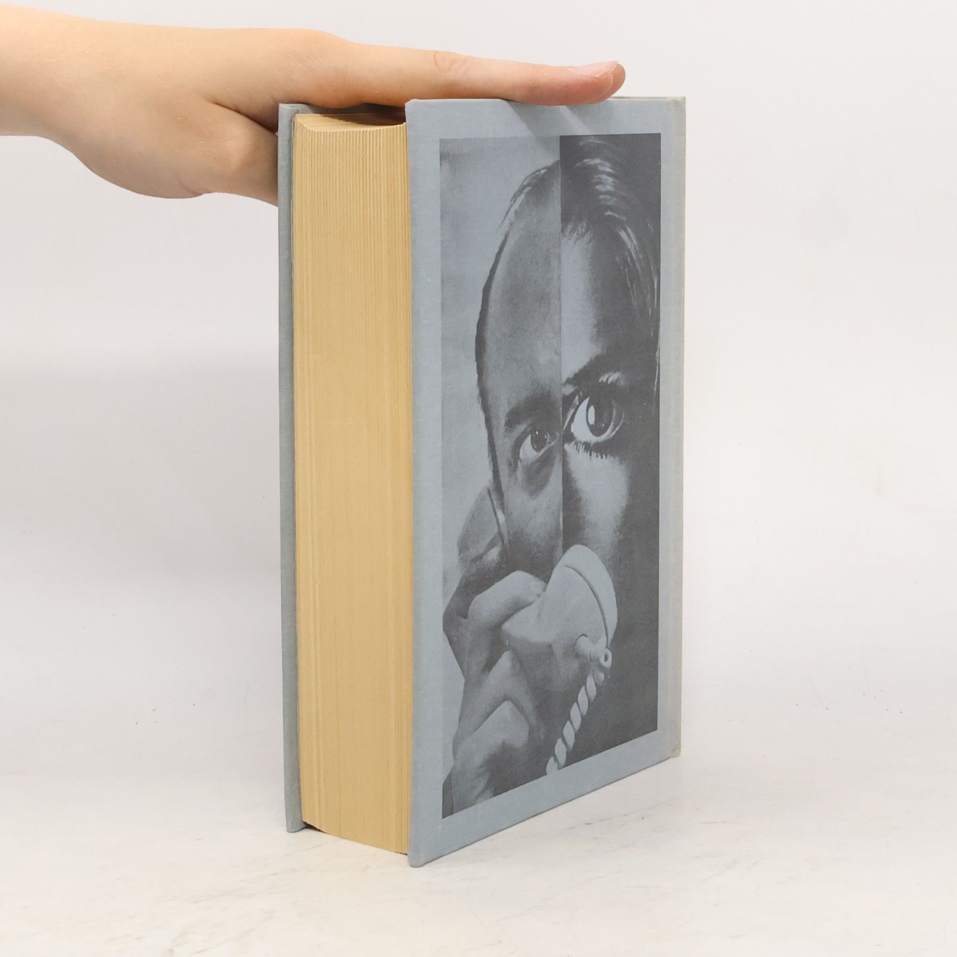 Ross Macdonald Třikrát soukromý detektiv Lew Archer